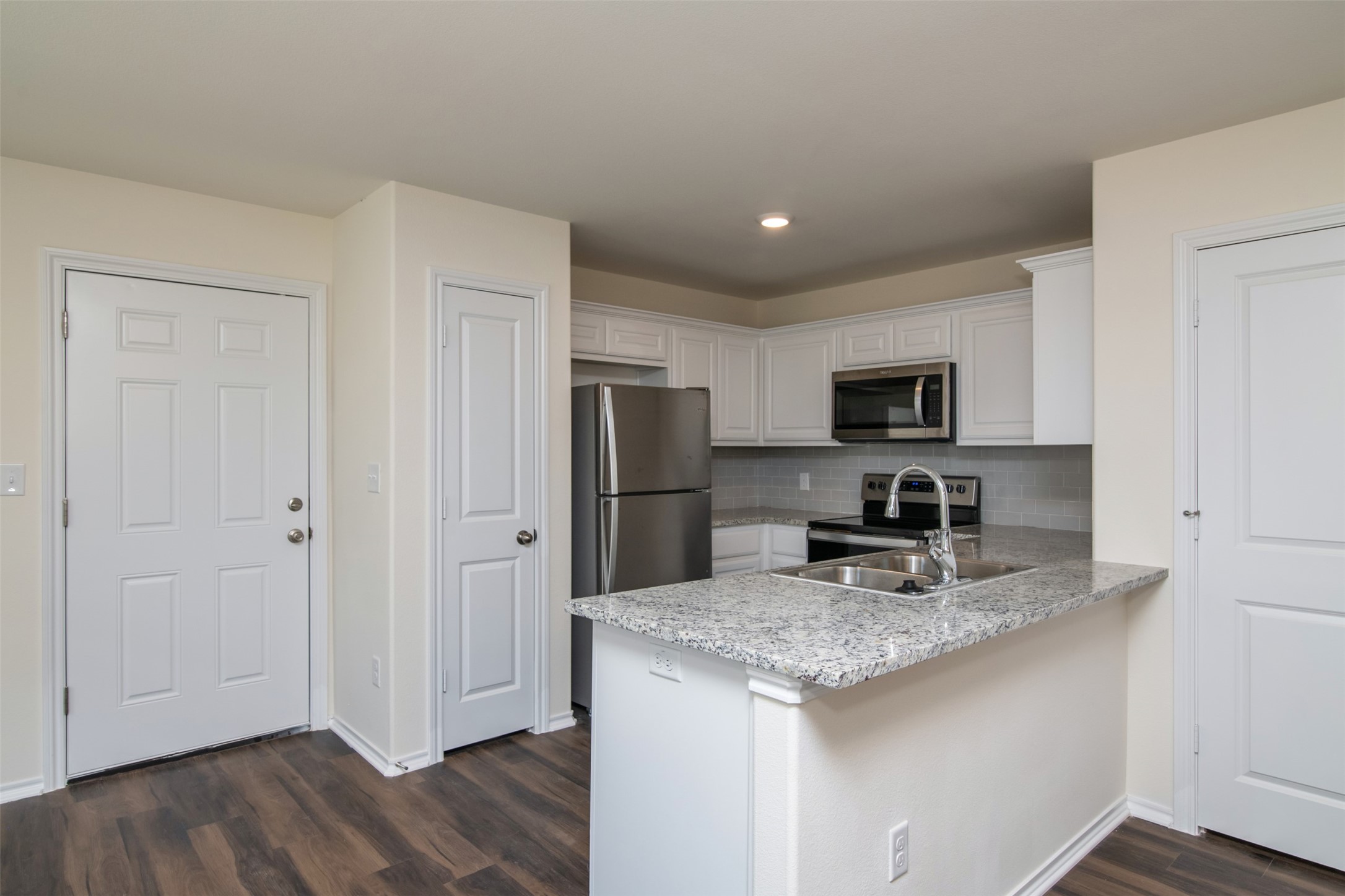 201 S May Street Whitewright TX 75491