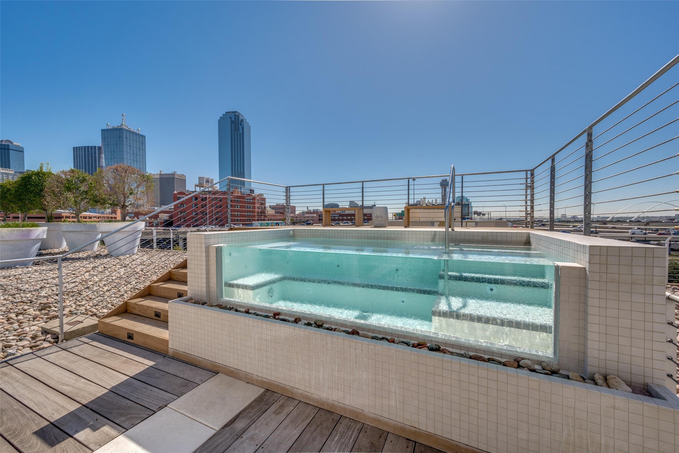 2200 Victory Avenue Dallas TX 75219
