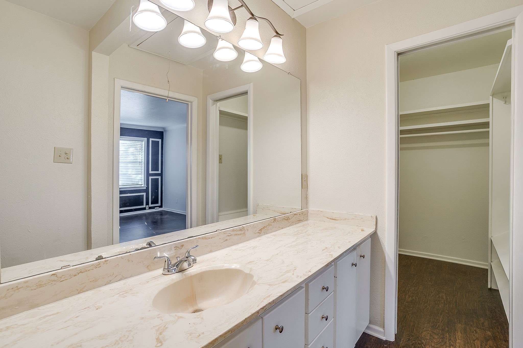 1900 Sutter Street Fort Worth TX 76107