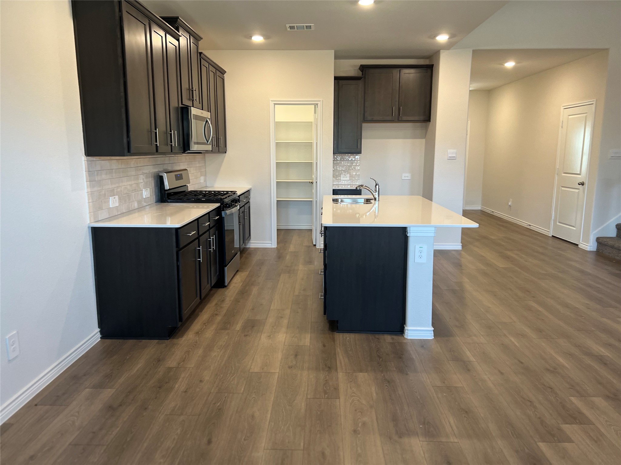 10517 Breezeway Drive Aubrey TX 76227