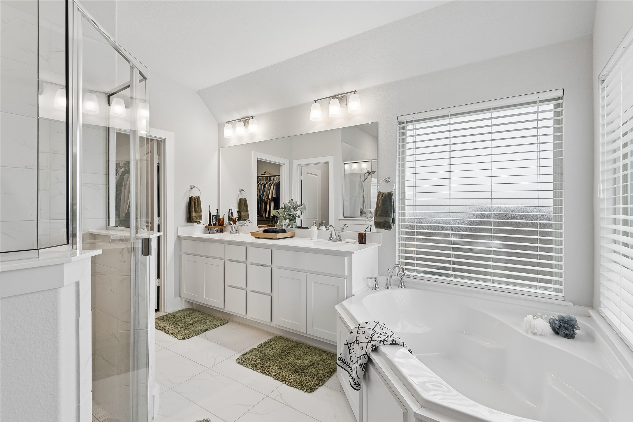 215 Frio Drive Waxahachie TX 75165