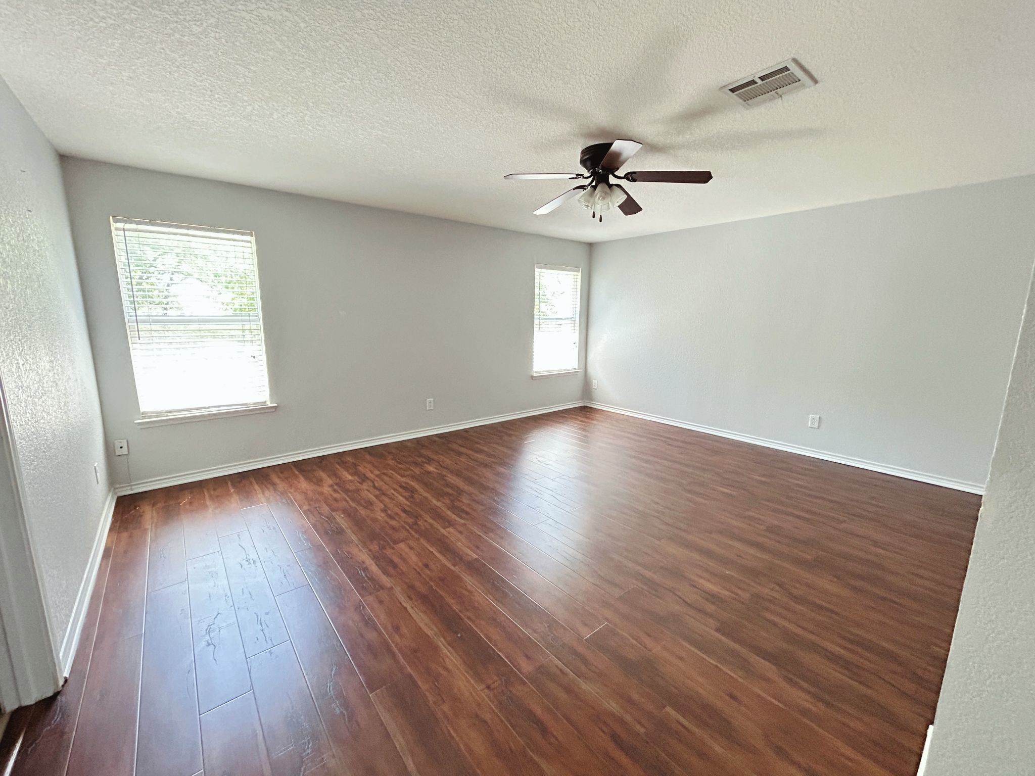 8008 Hidden Oaks Drive Fort Worth TX 76120