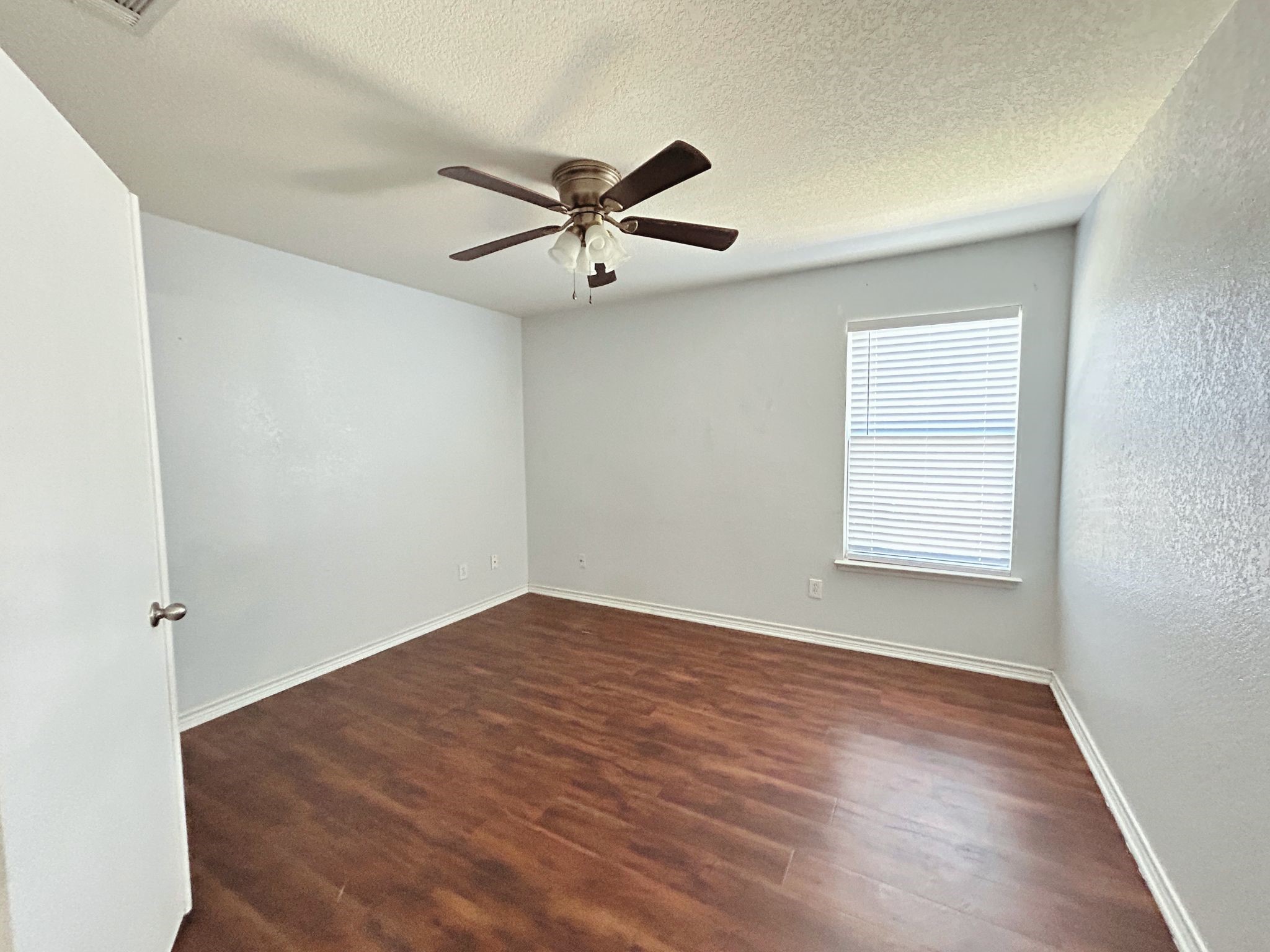 8008 Hidden Oaks Drive Fort Worth TX 76120