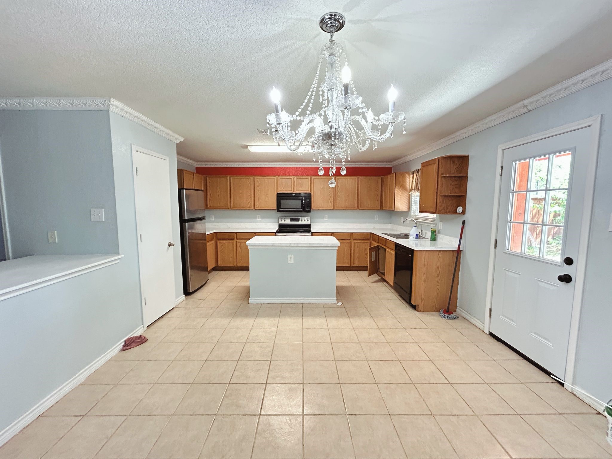 8008 Hidden Oaks Drive Fort Worth TX 76120
