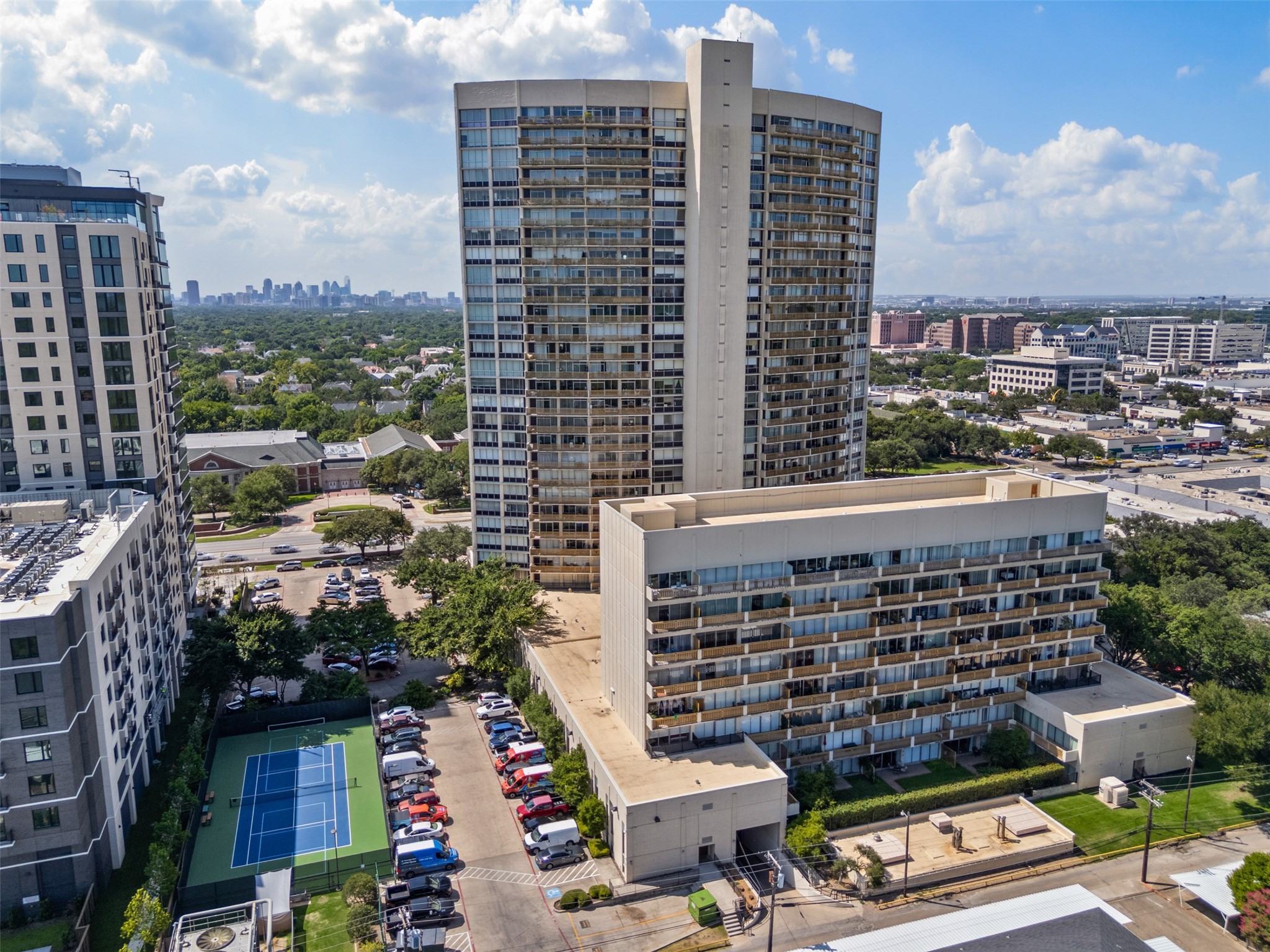 6211 W Northwest Highway Dallas TX 75225