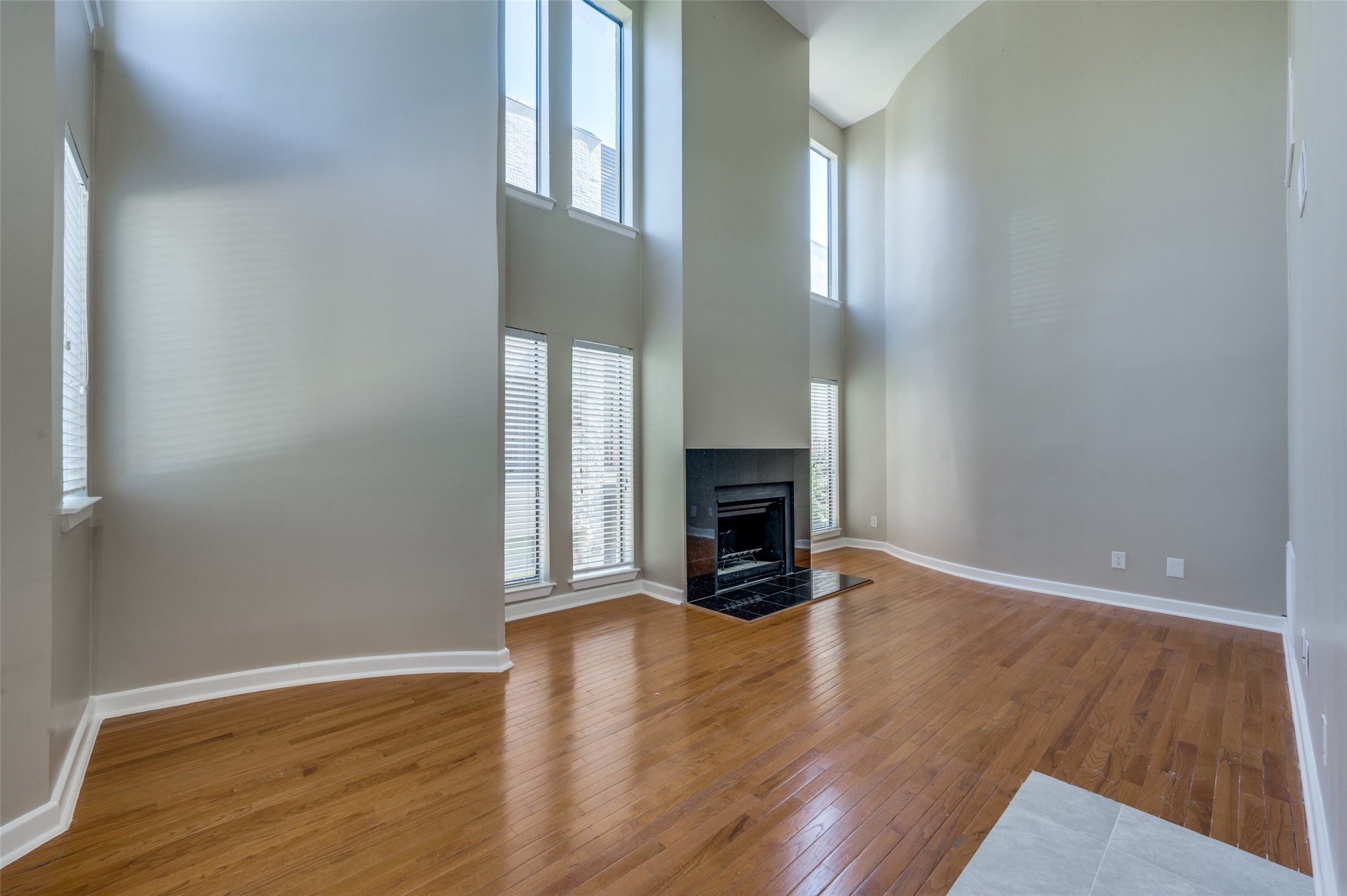 4130 Newton Avenue Dallas TX 75219