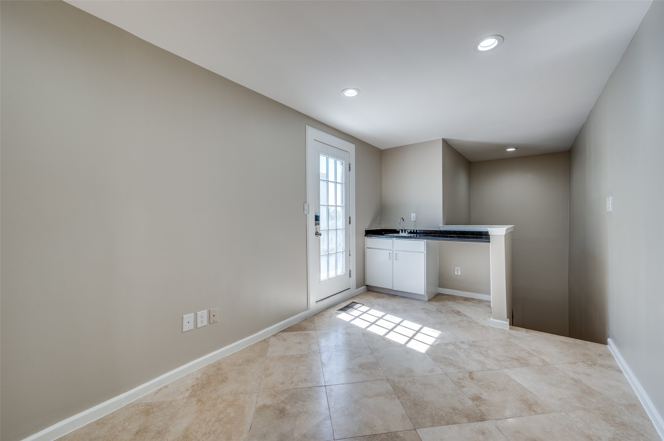 4130 Newton Avenue Dallas TX 75219