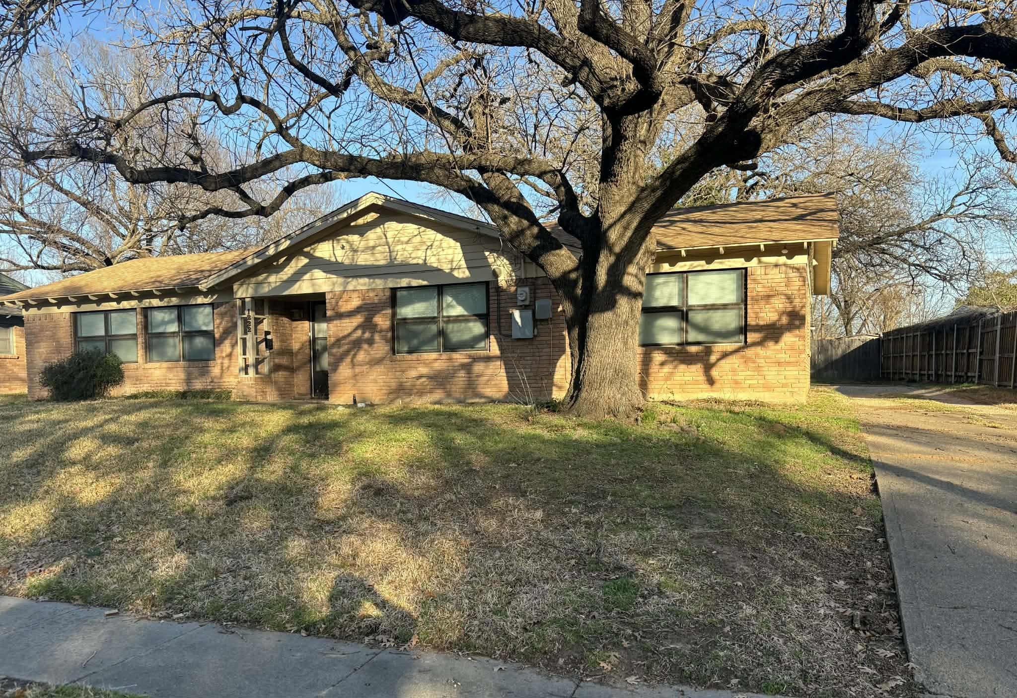1222 Brookhollow Drive Irving TX 75061
