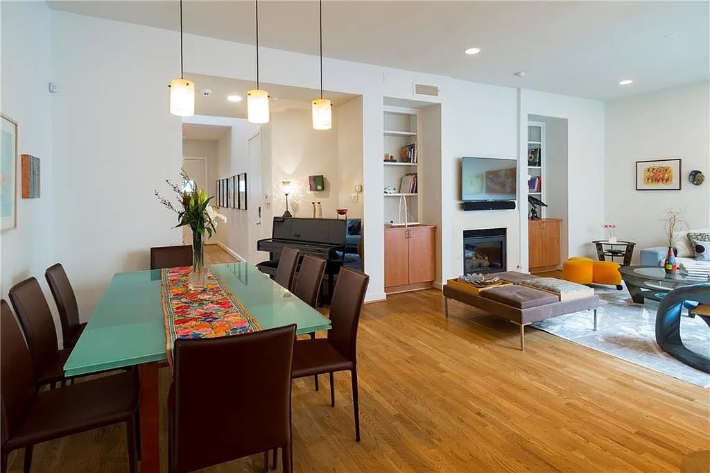 4318 Gilbert Avenue Dallas TX 75219