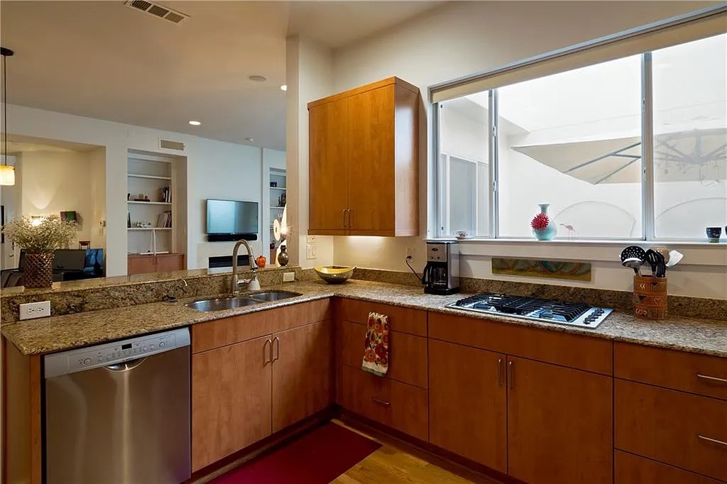 4318 Gilbert Avenue Dallas TX 75219