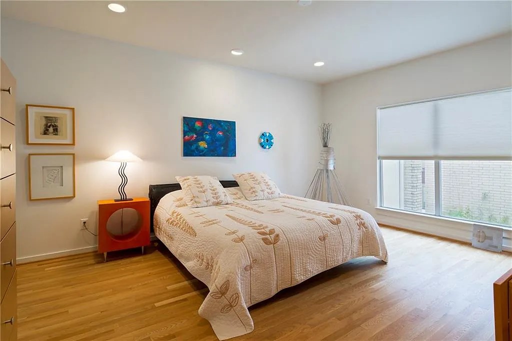 4318 Gilbert Avenue Dallas TX 75219