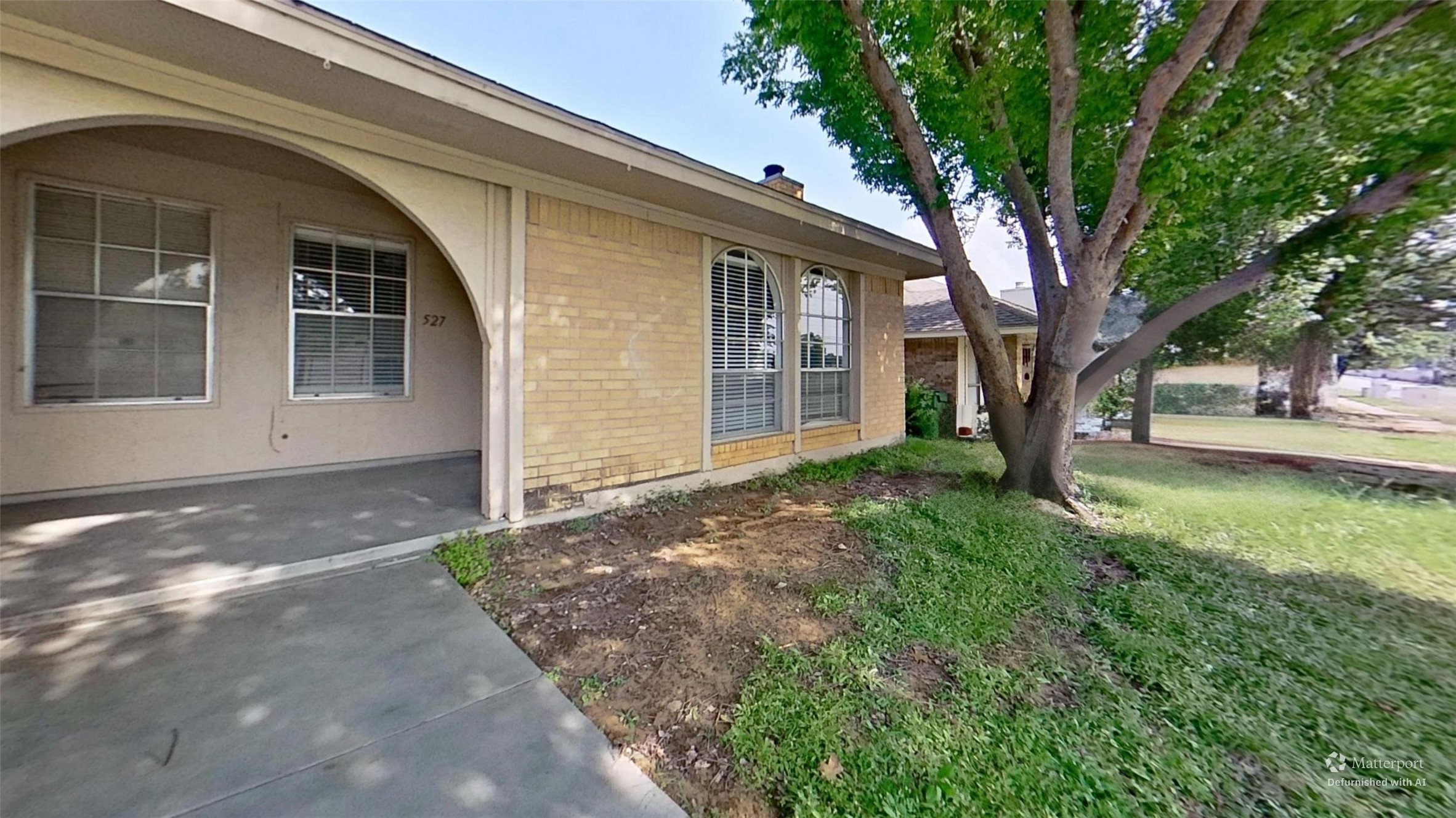 527 Crowley Road Arlington TX 76012