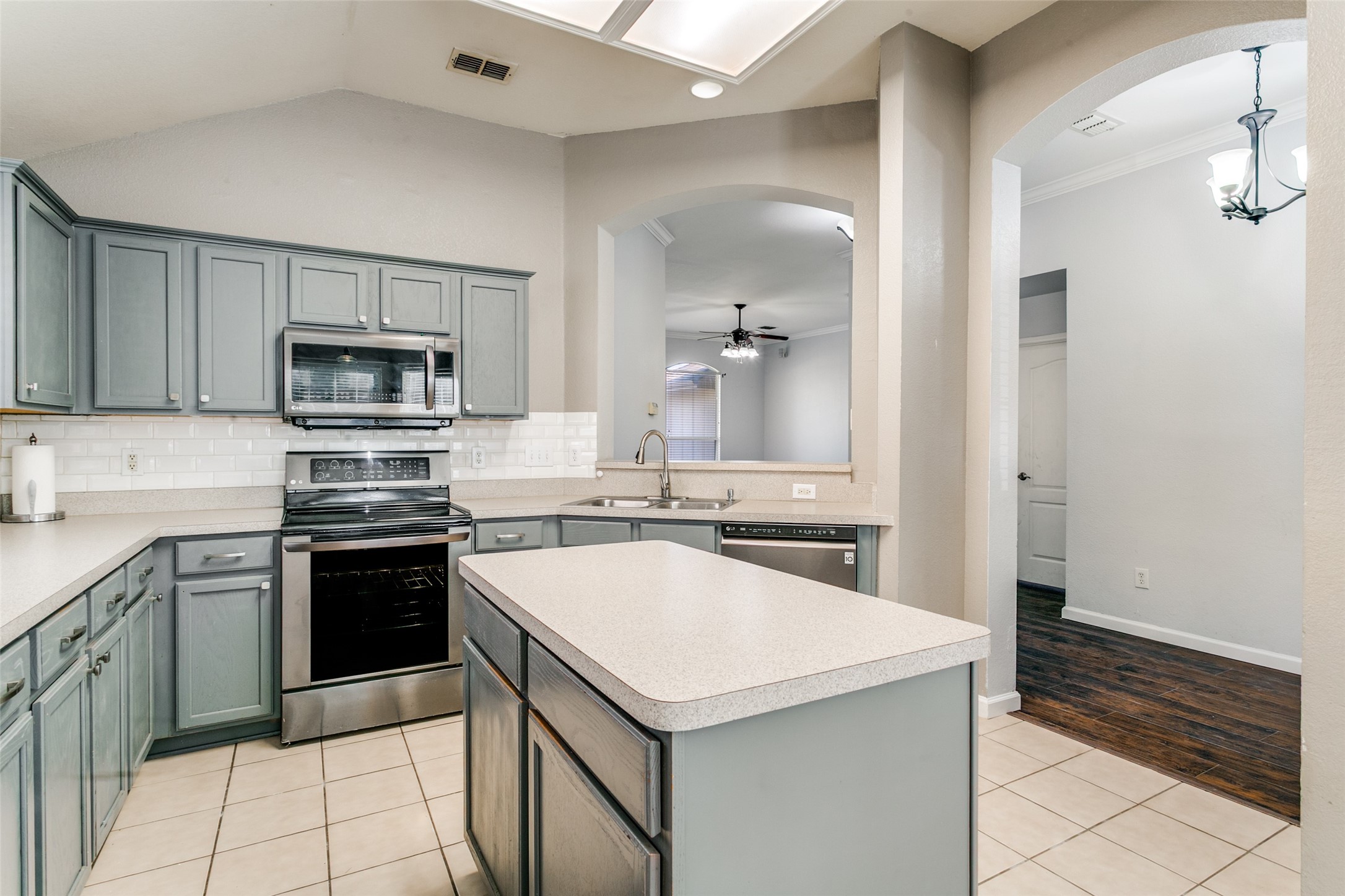 2408 Graystone Lane Corinth TX 76210