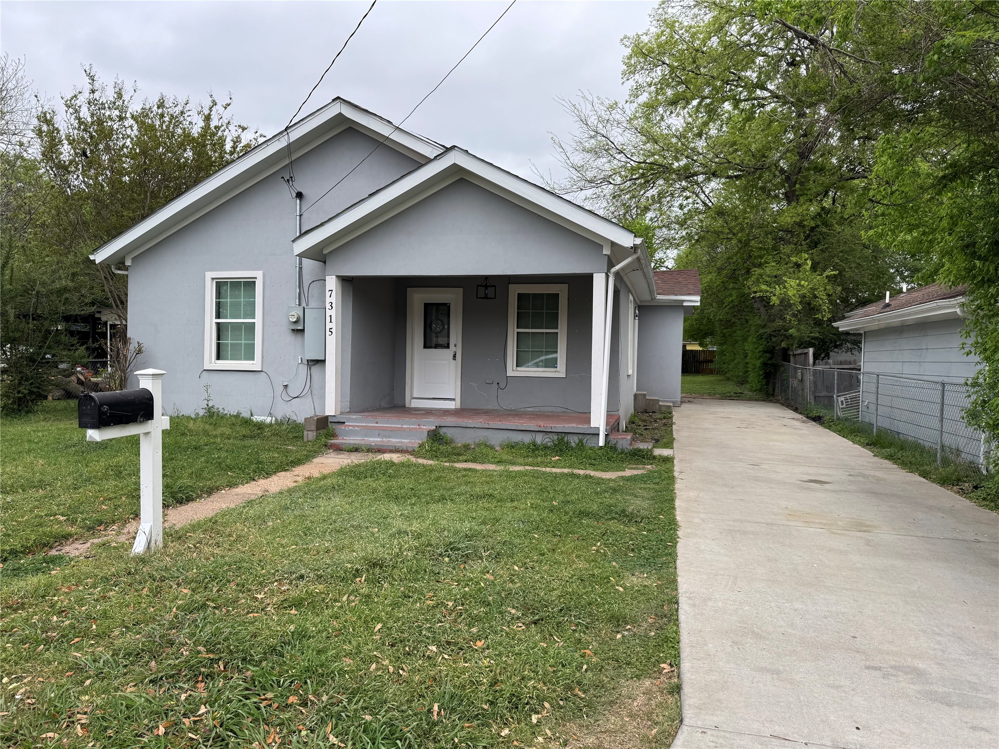 7315 Toland Street Dallas TX 75227
