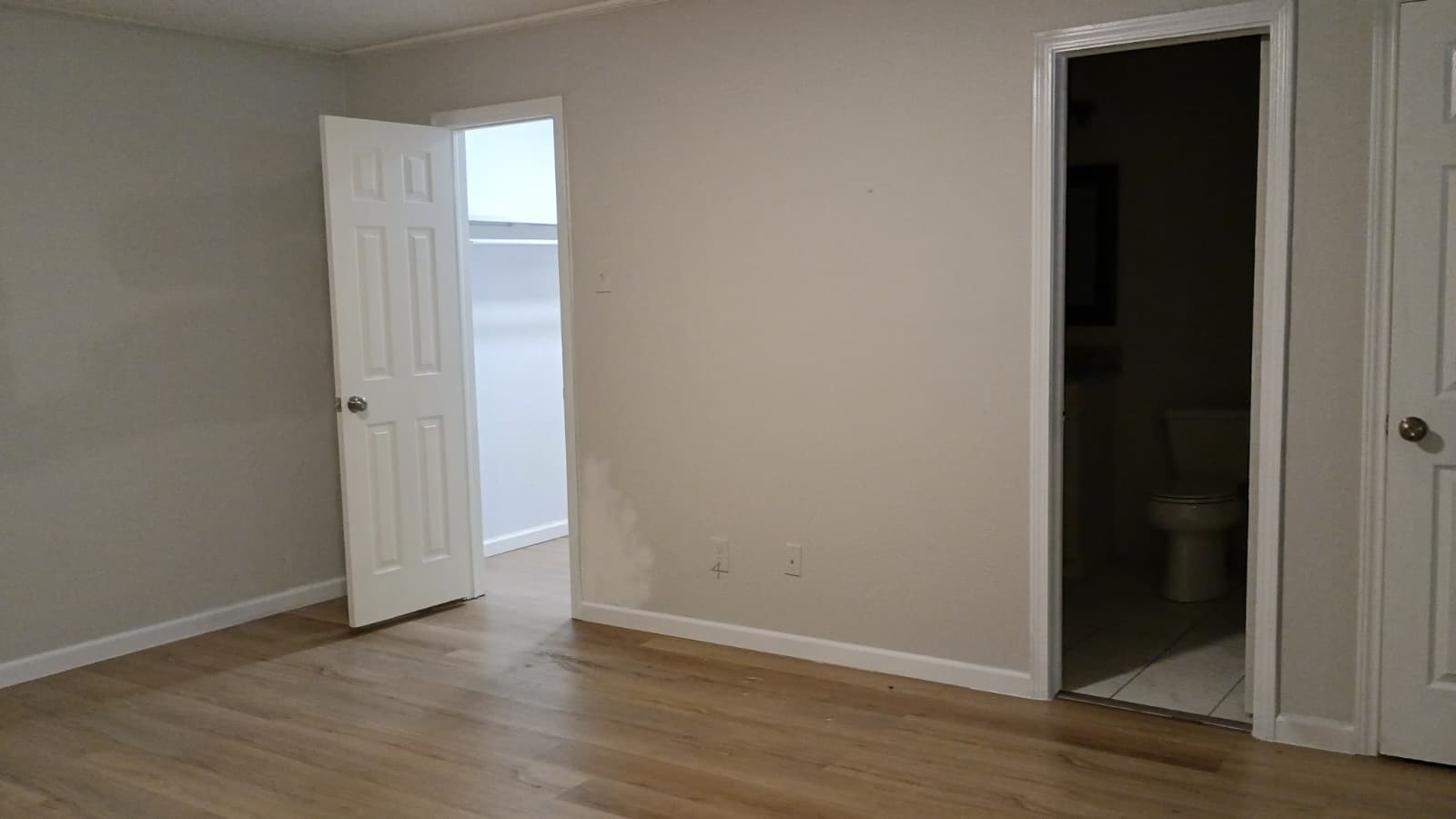 4401 Mayflower Drive Garland TX 75043