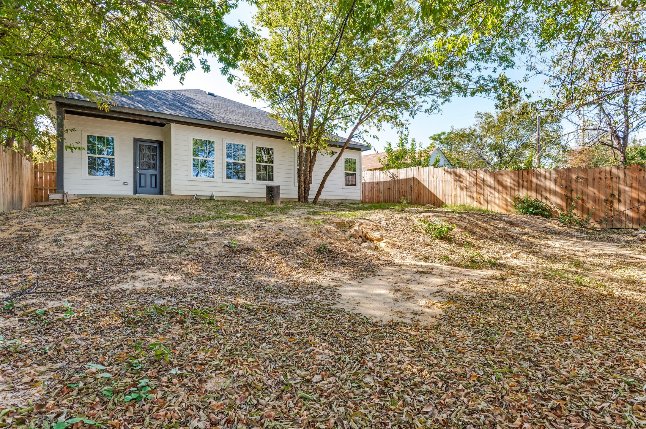 5520 Goodman Avenue Fort Worth TX 76107