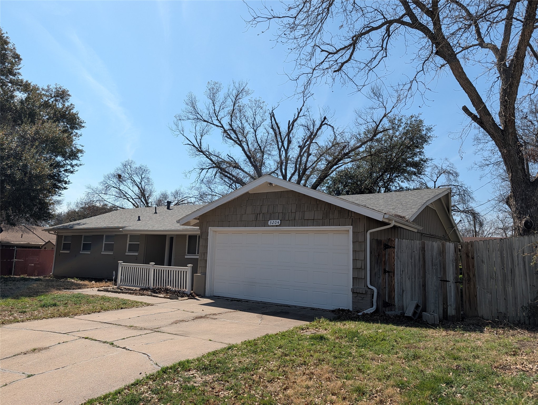 3204 Phoenix Drive Fort Worth TX 76116