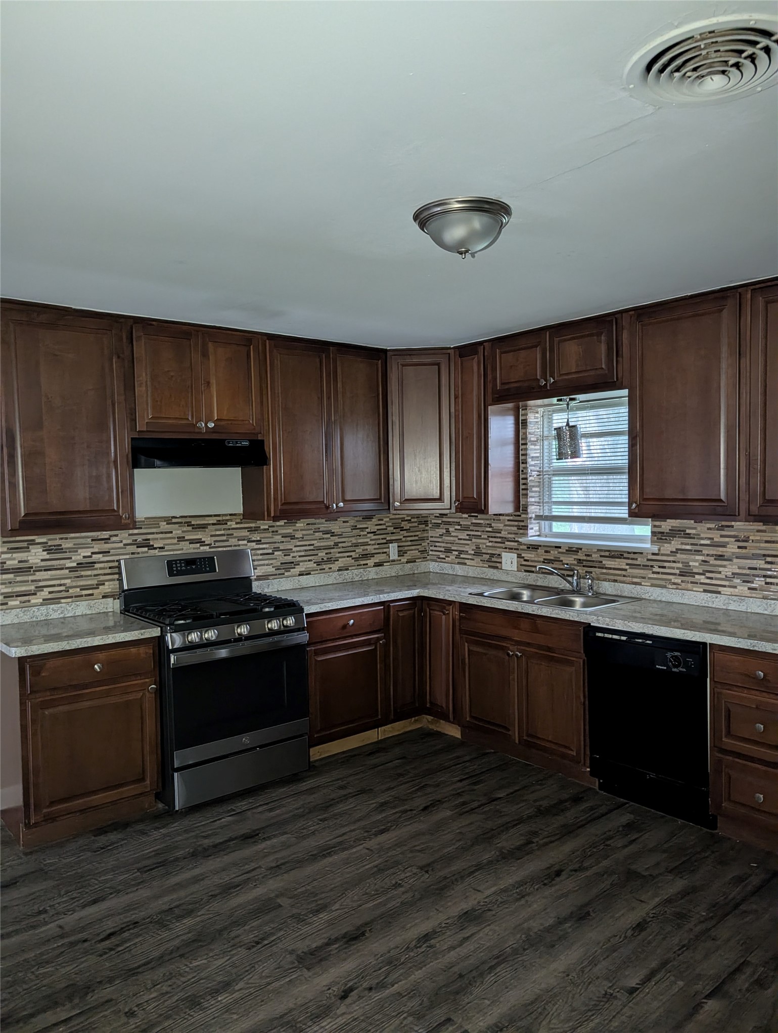 3204 Phoenix Drive Fort Worth TX 76116