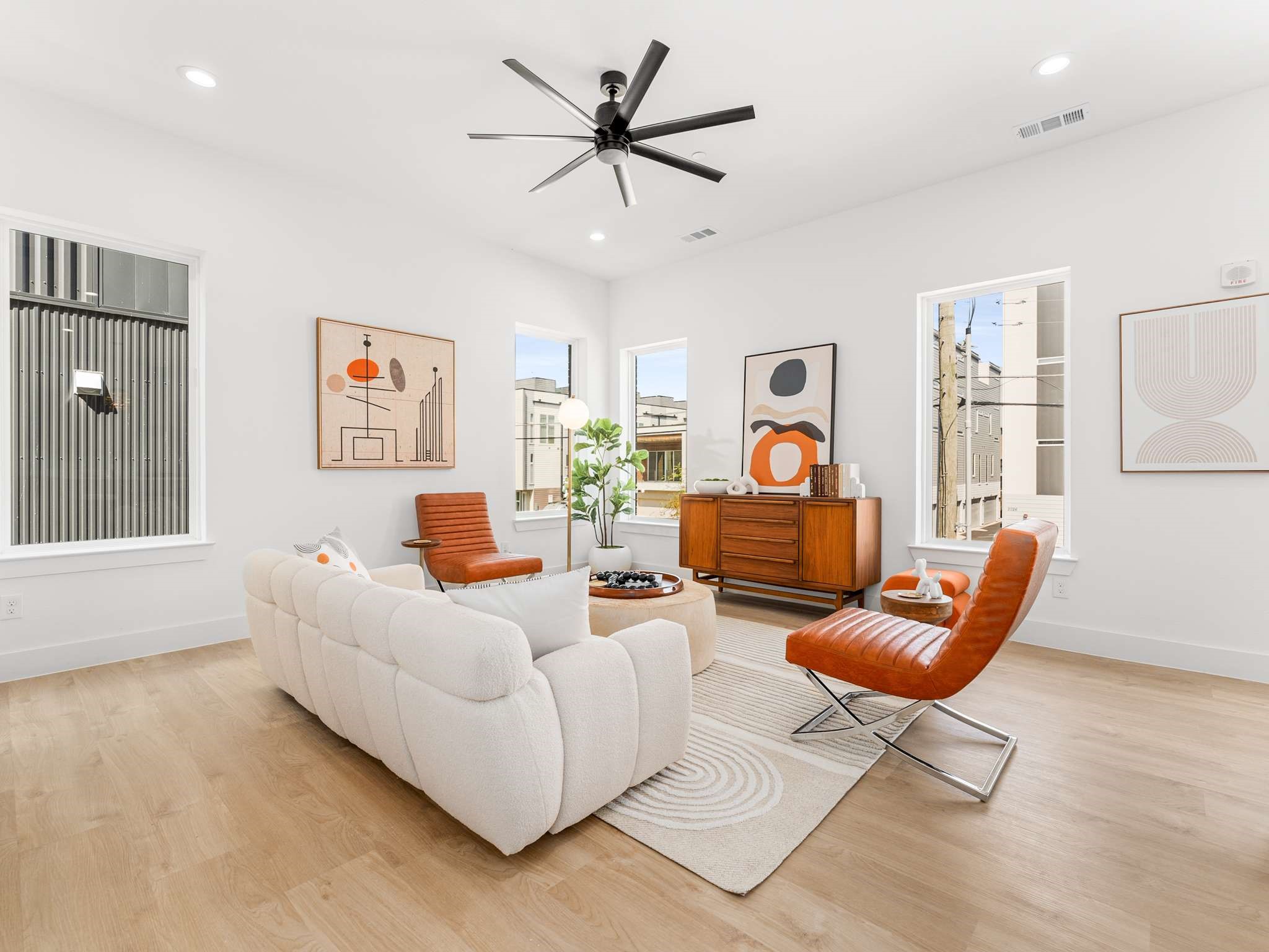2015 N Prairie Avenue Dallas TX 75204