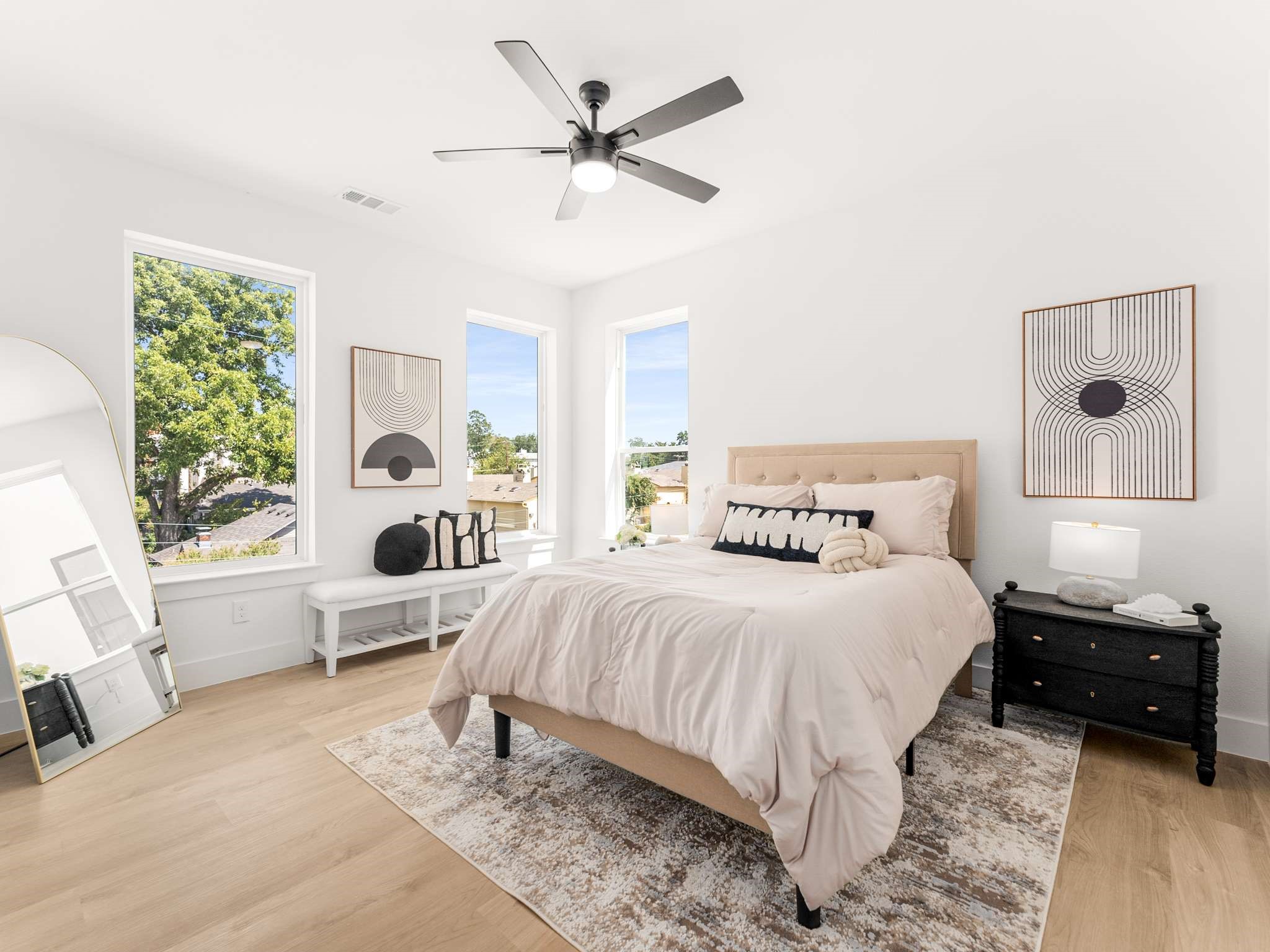 2015 N Prairie Avenue Dallas TX 75204