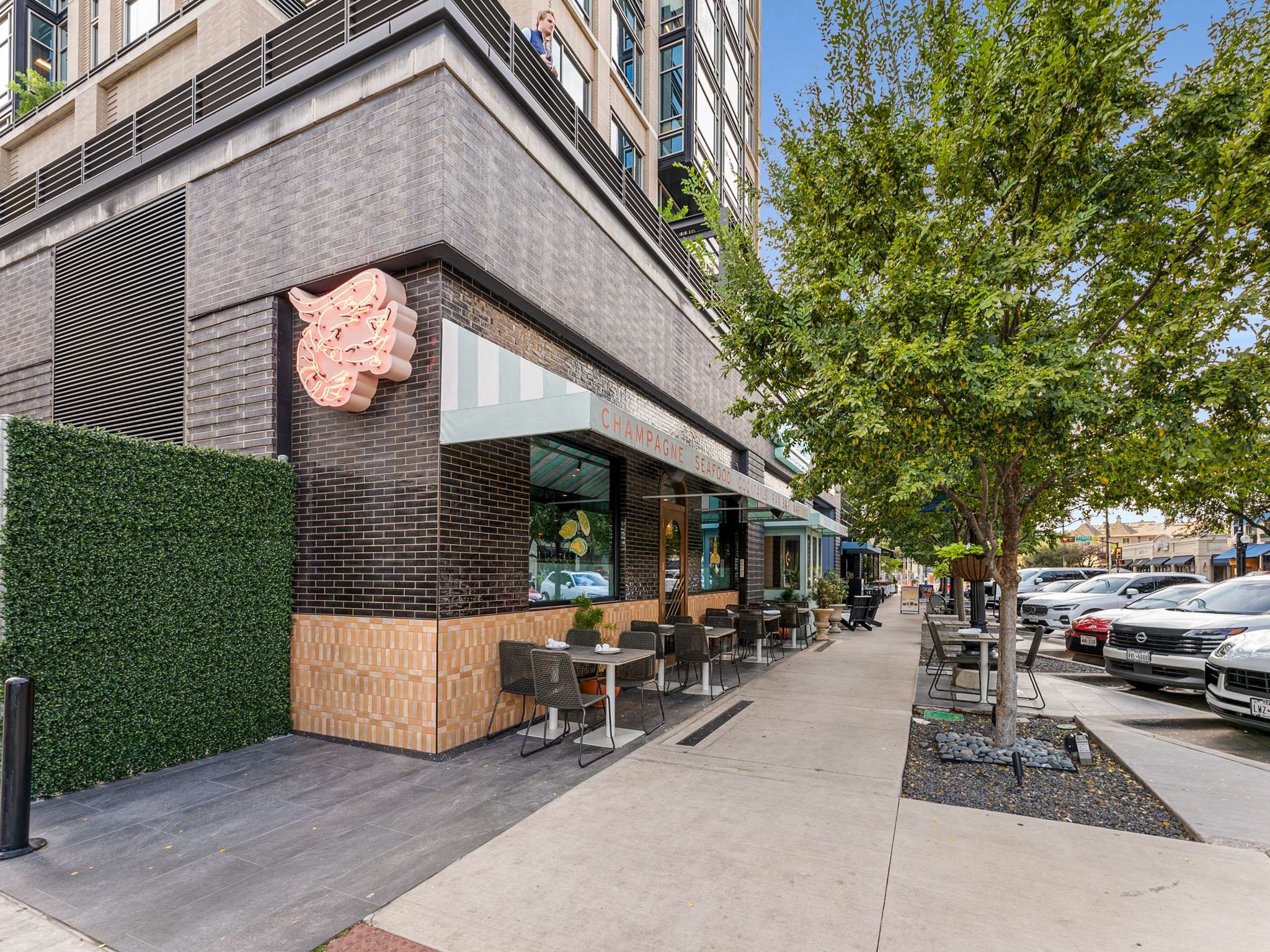 2015 N Prairie Avenue Dallas TX 75204