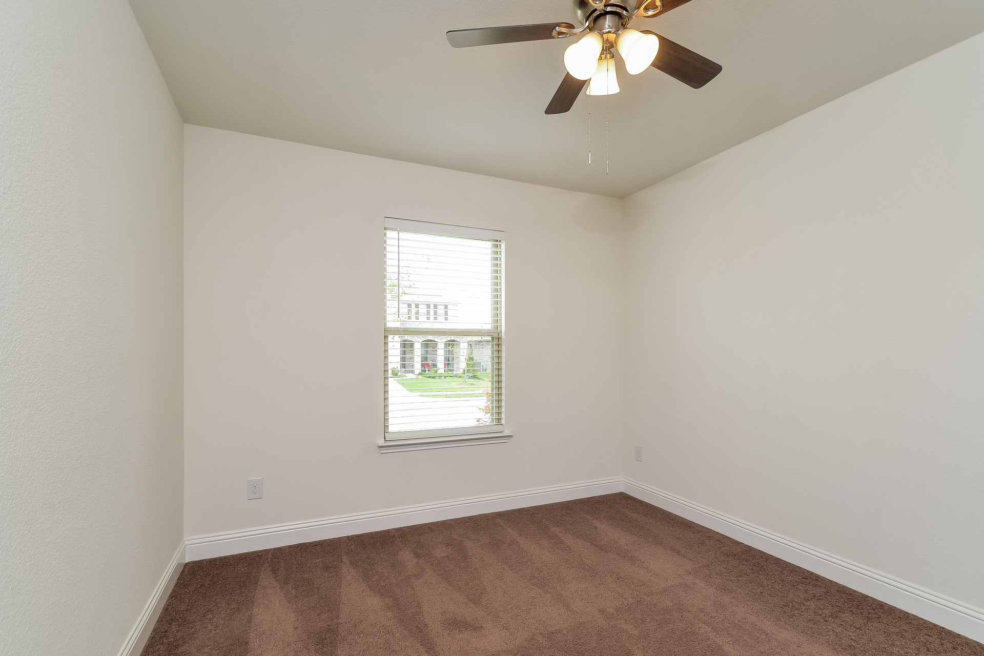 2628 Warren Lane Aubrey TX 76227