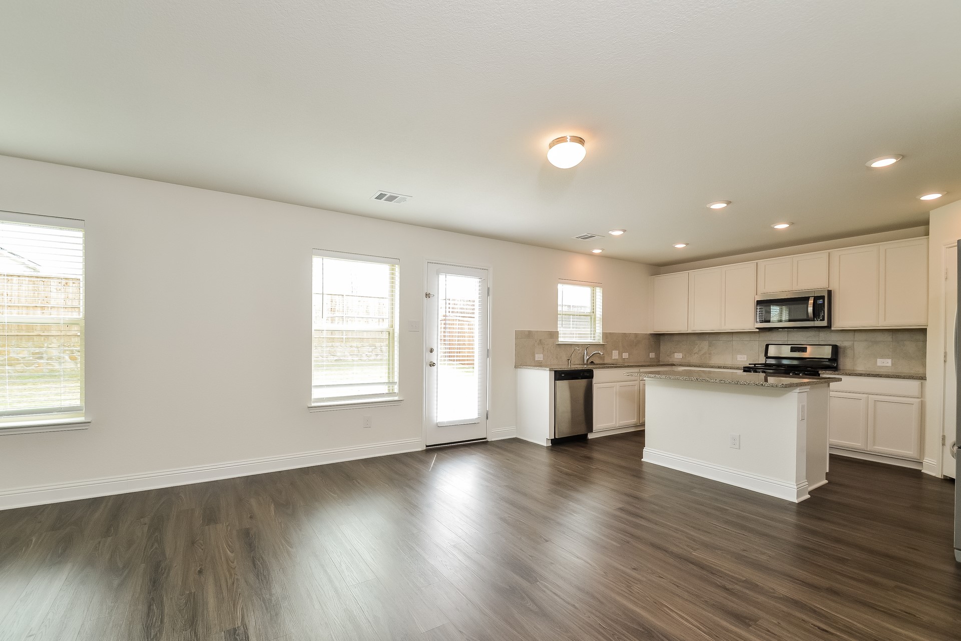 2628 Warren Lane Aubrey TX 76227