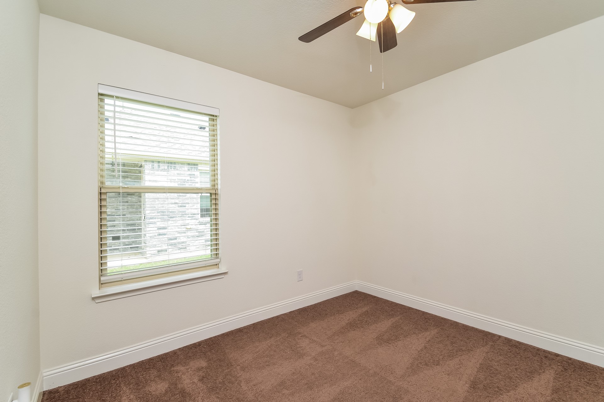 2628 Warren Lane Aubrey TX 76227