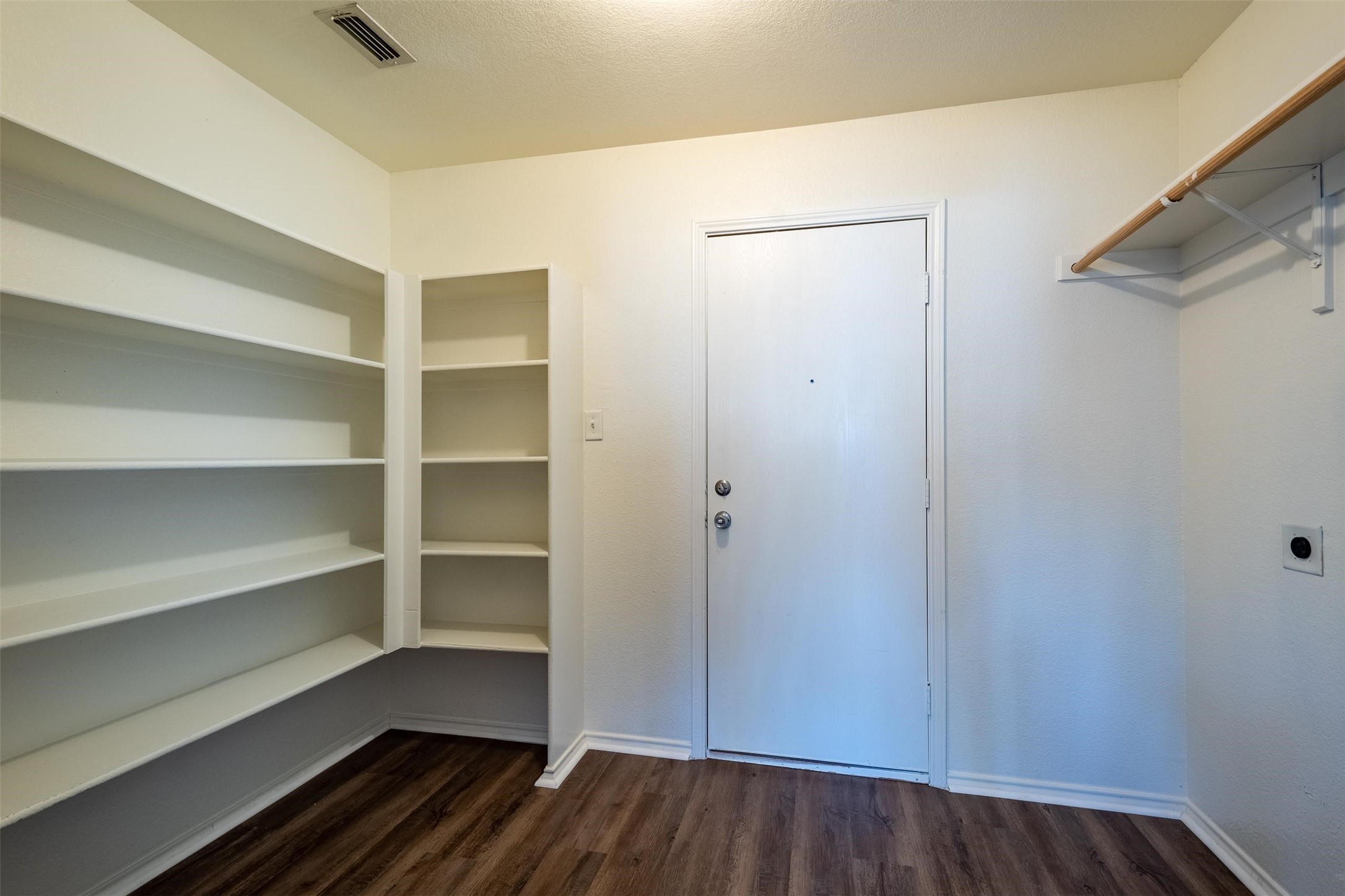 228 Memory Drive Fort Worth TX 76108