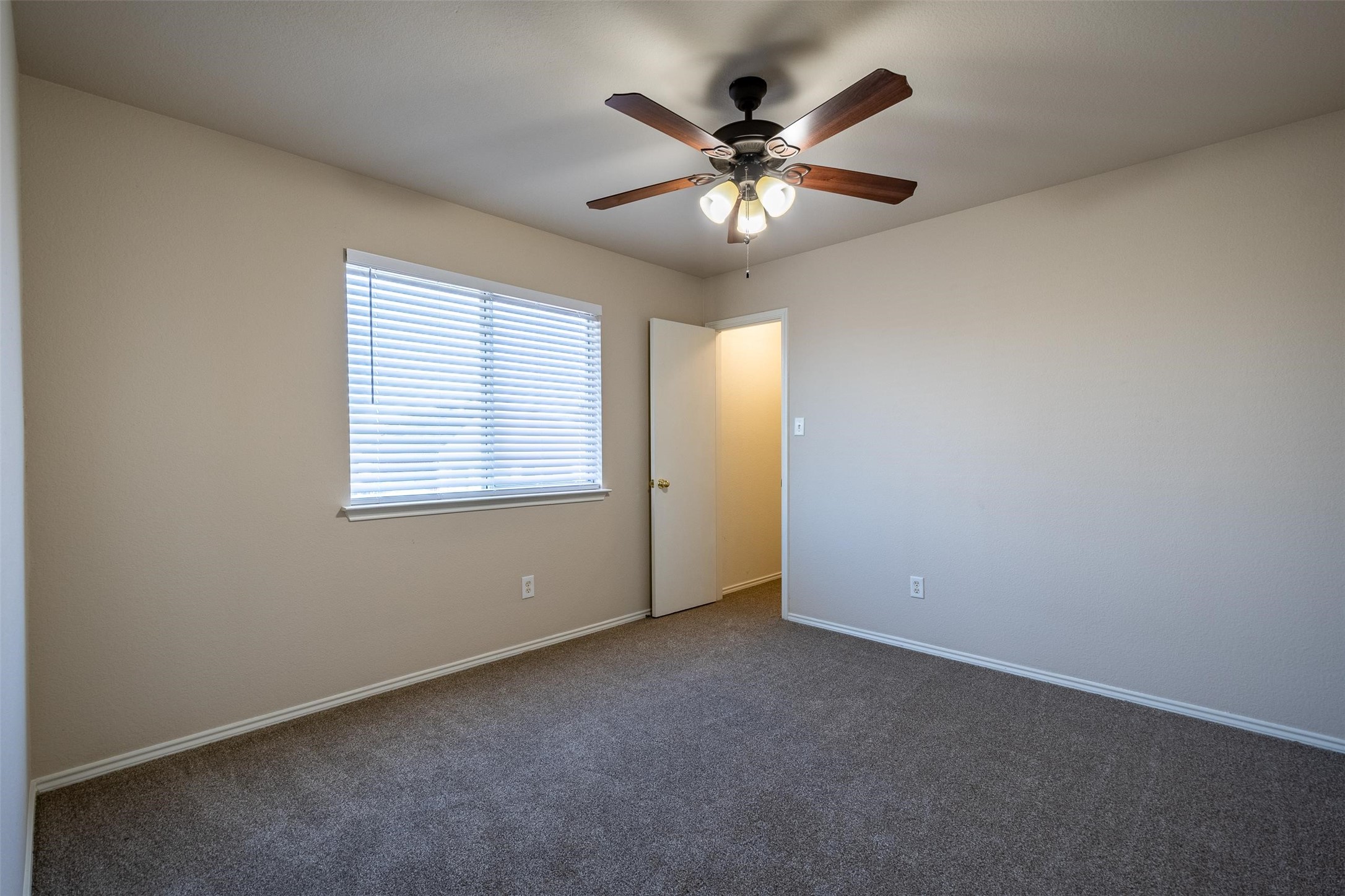 228 Memory Drive Fort Worth TX 76108