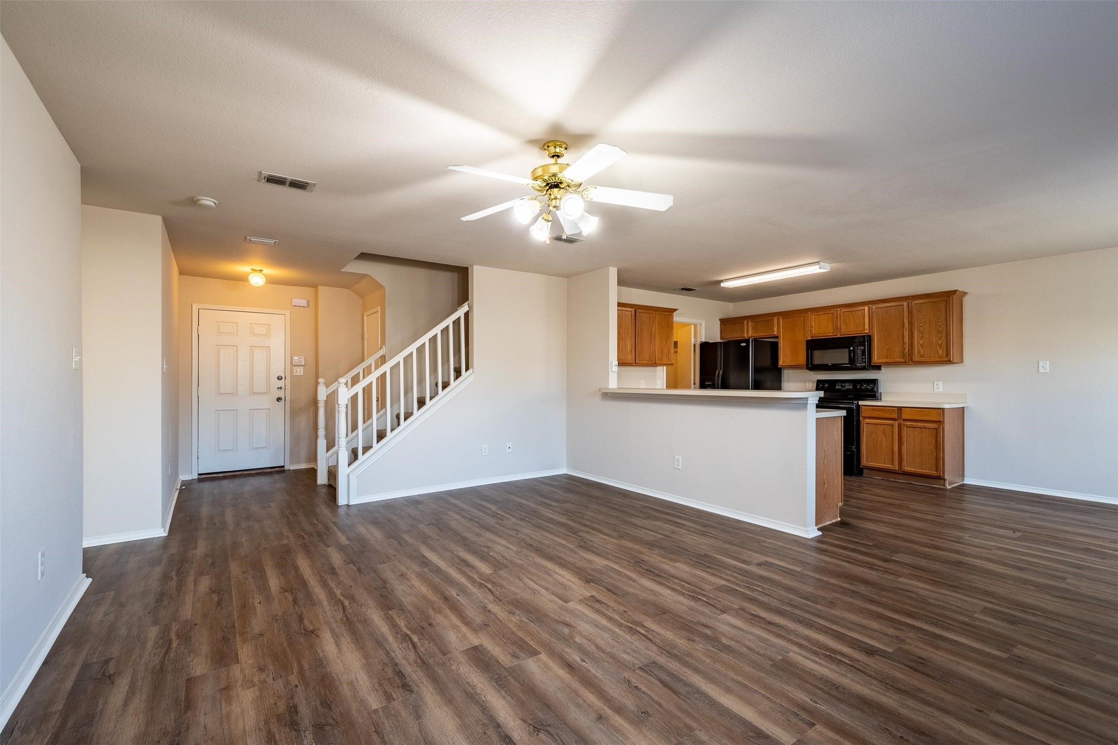 228 Memory Drive Fort Worth TX 76108