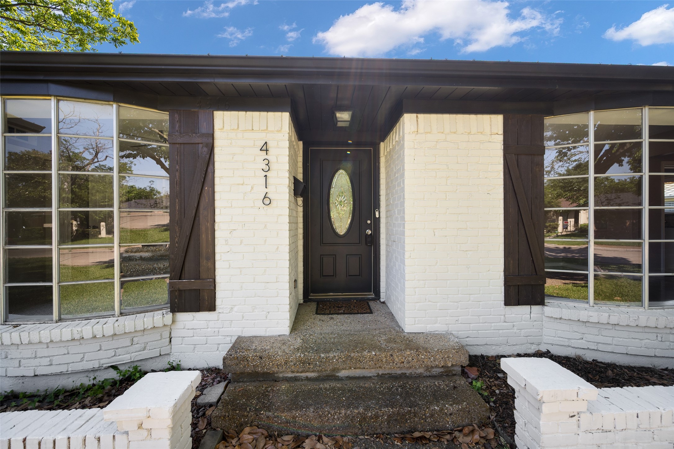 4316 Cinnabar Drive Dallas TX 75227