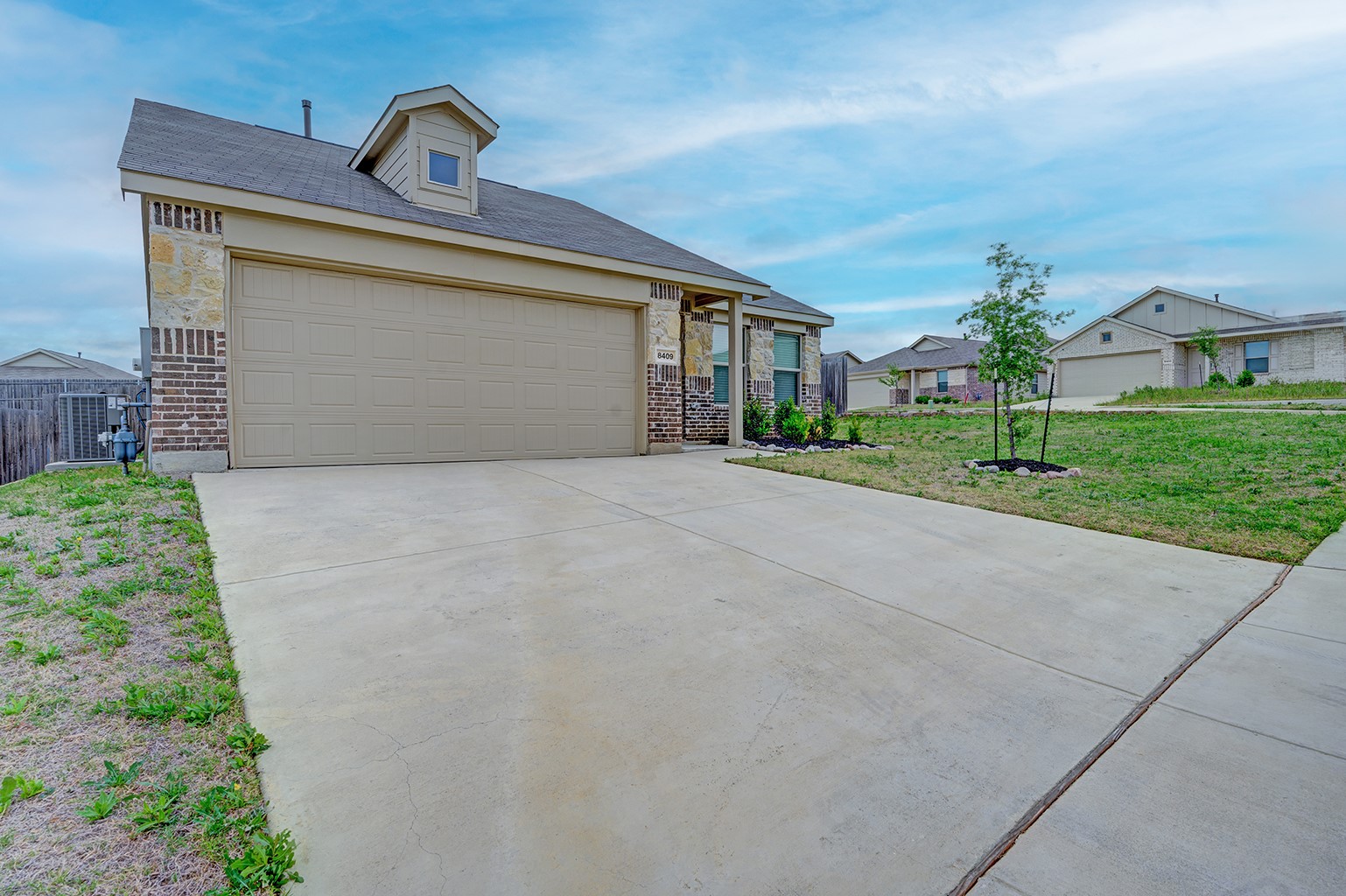 8409 Hollow Bend Street Fort Worth TX 76123