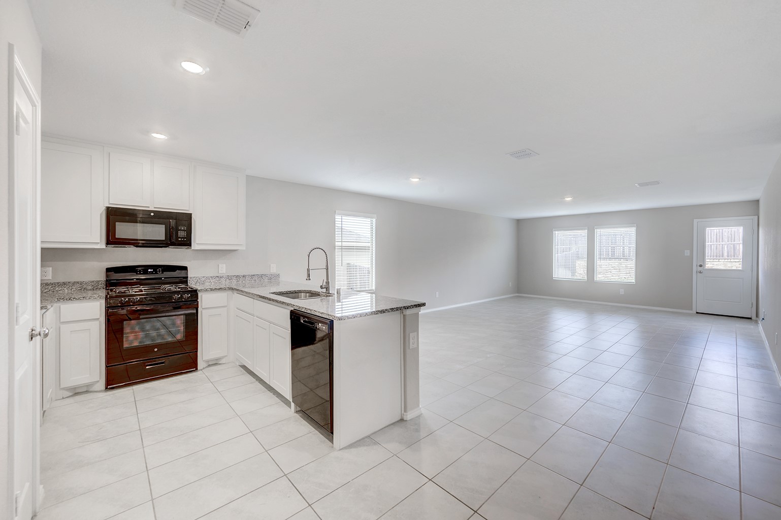 8409 Hollow Bend Street Fort Worth TX 76123