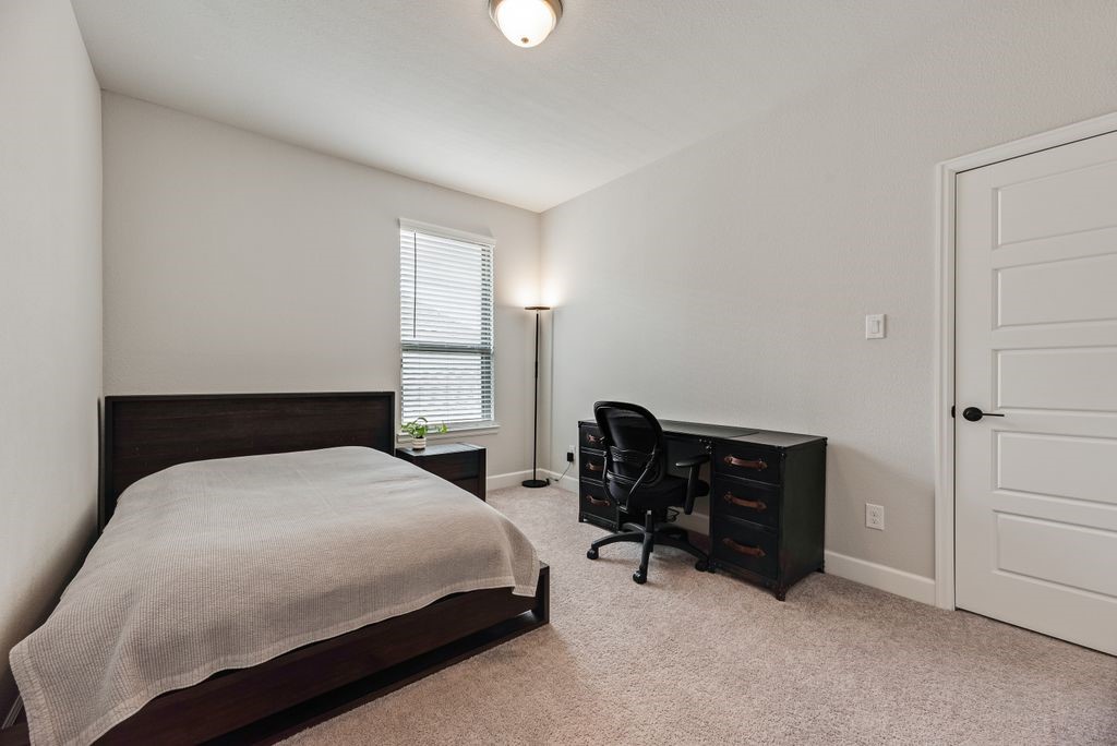 1753 Sir Dustin Lane Carrollton TX 75010