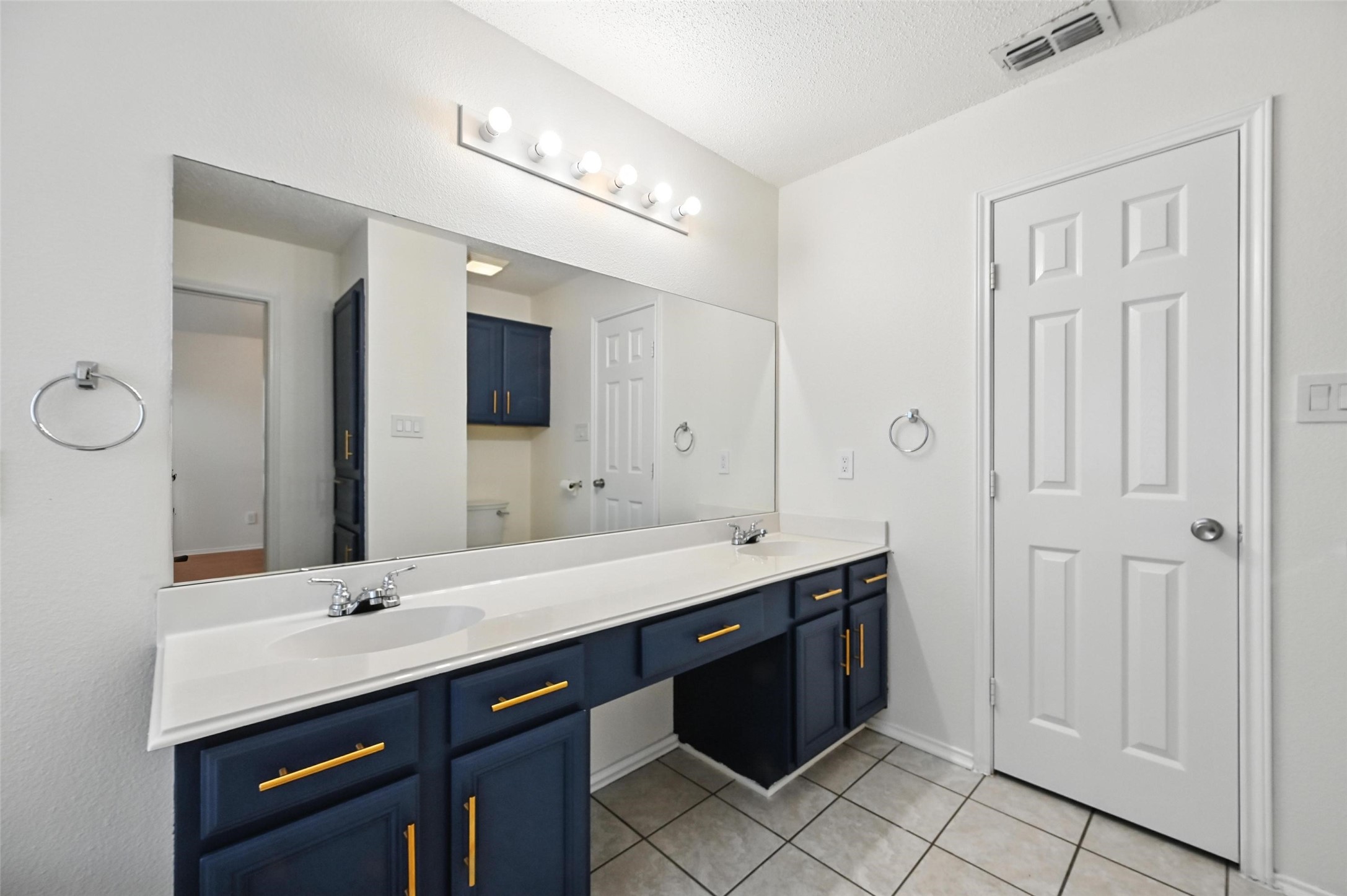 1455 Morrison Drive Fort Worth TX 76112