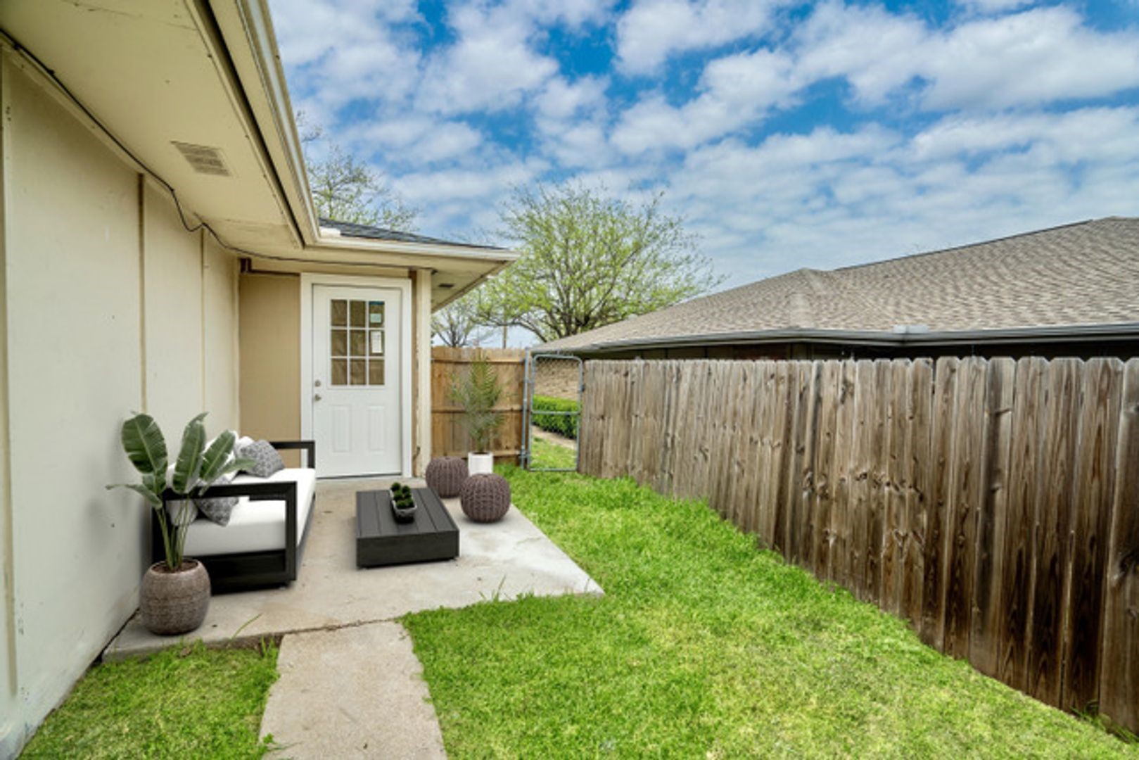 726 Skyline Drive Duncanville TX 75116