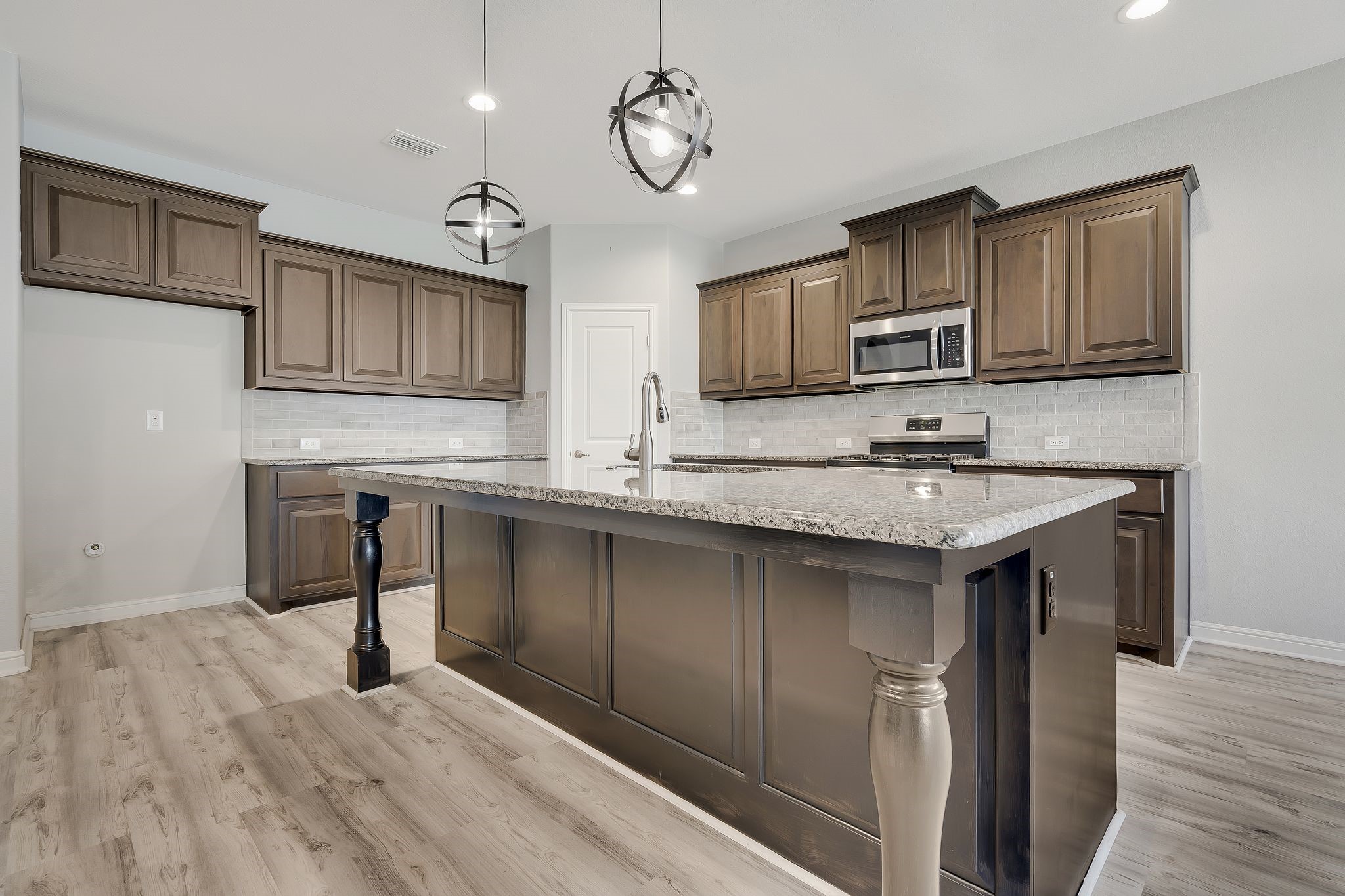 1513 Canary Lane Argyle TX 76226