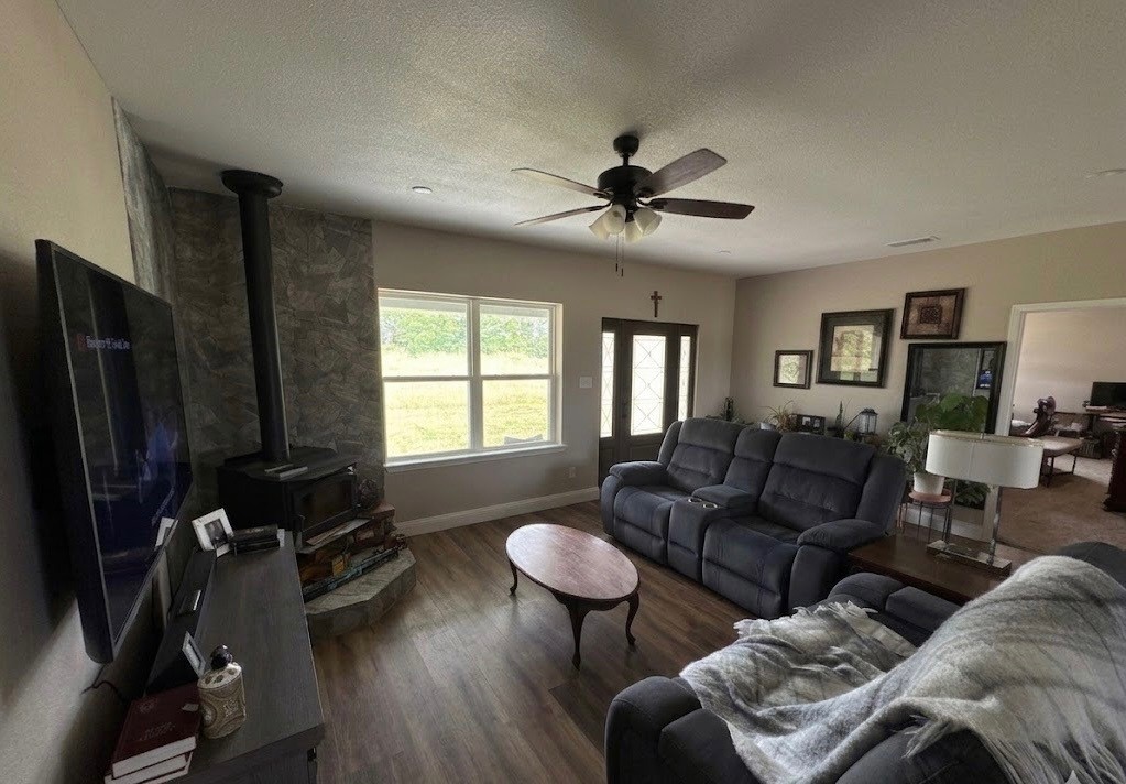 1449 County Road 4131 Cumby TX 75433