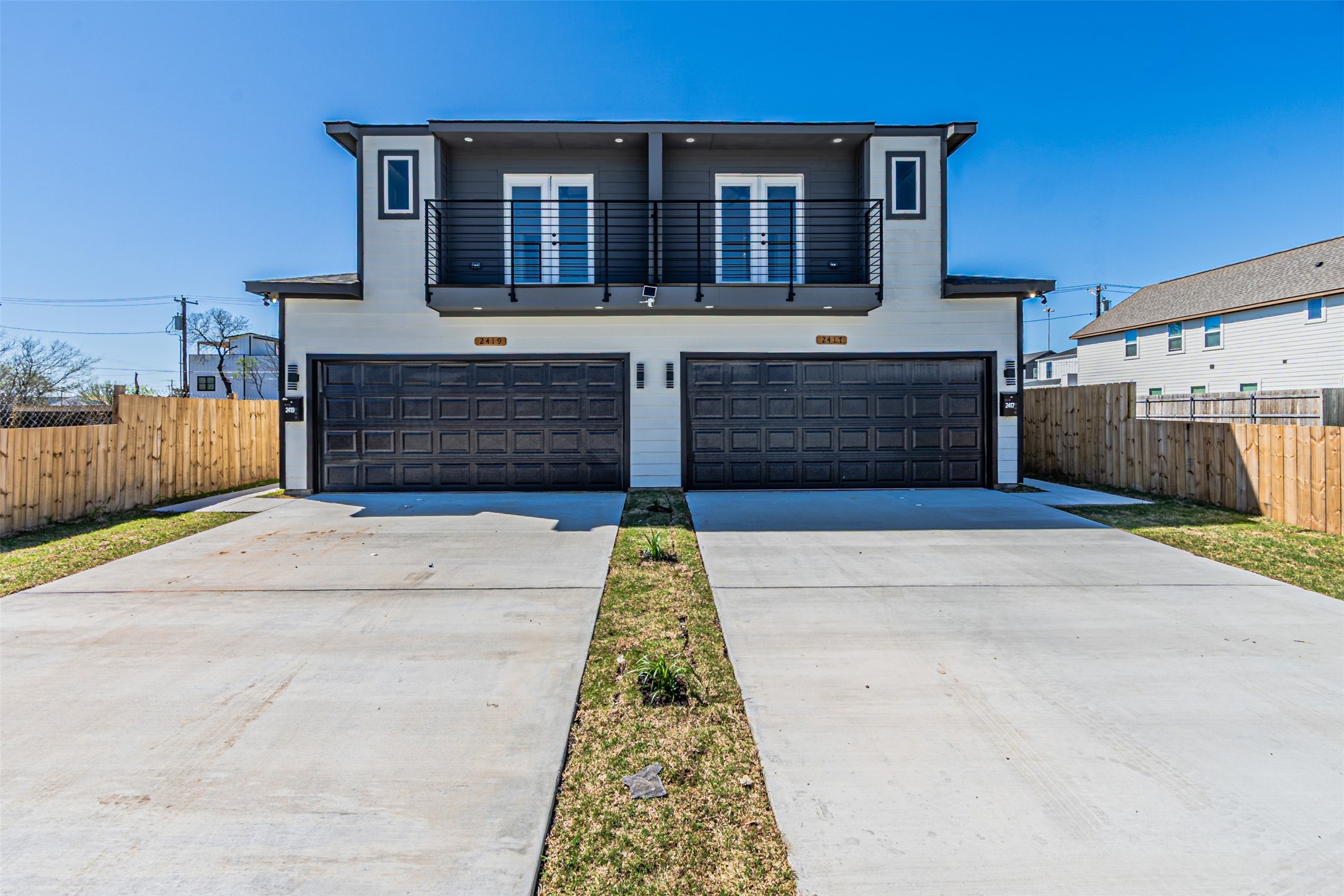 2419 Jeffries Street Dallas TX 75215