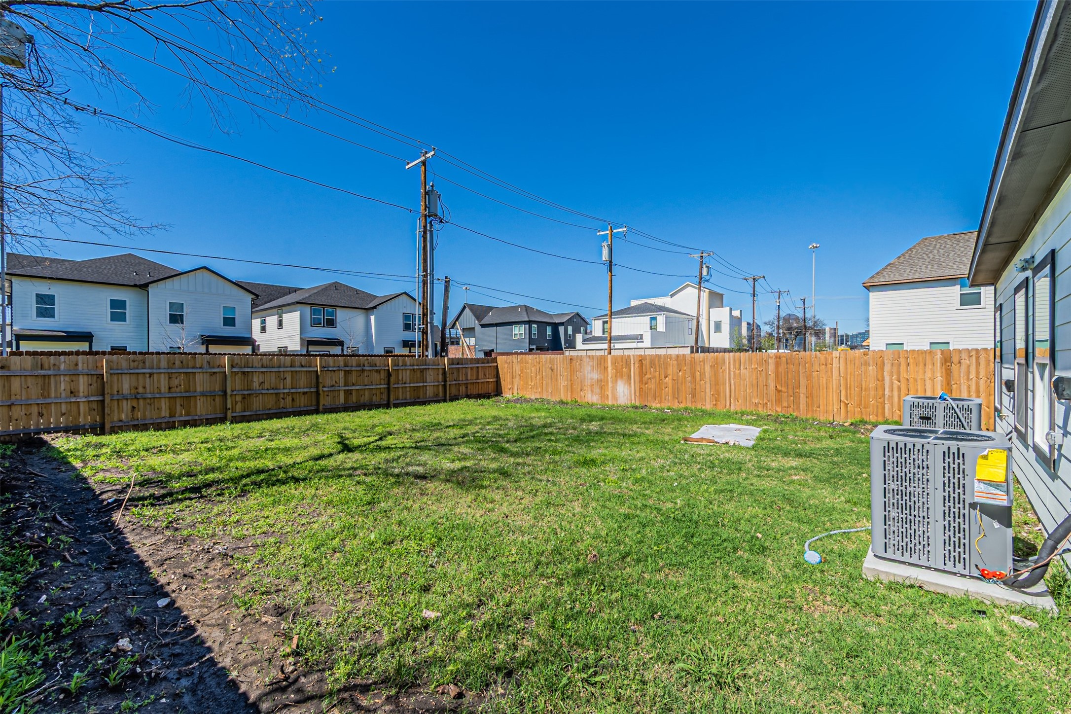 2419 Jeffries Street Dallas TX 75215