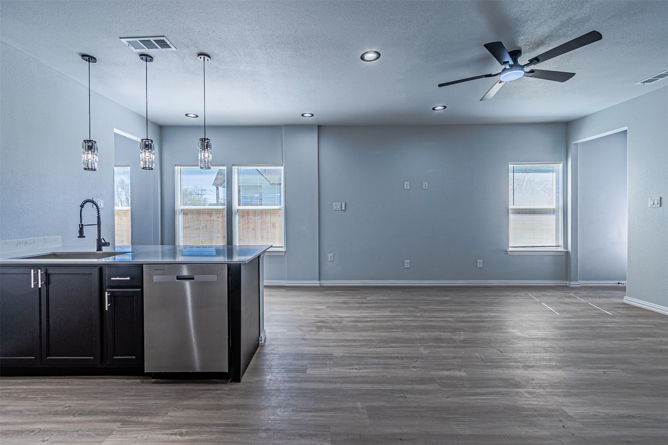2419 Jeffries Street Dallas TX 75215