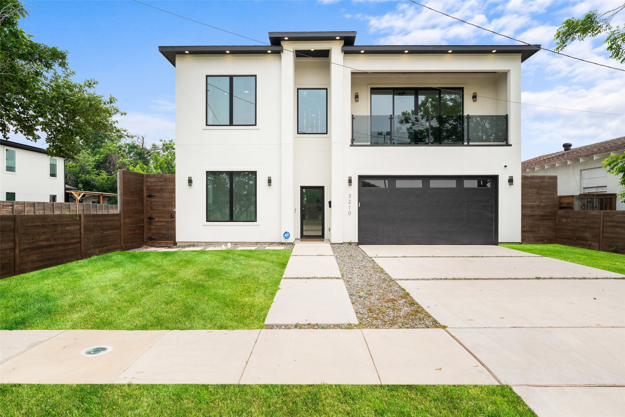 3210 Herbert Street Dallas TX 75212