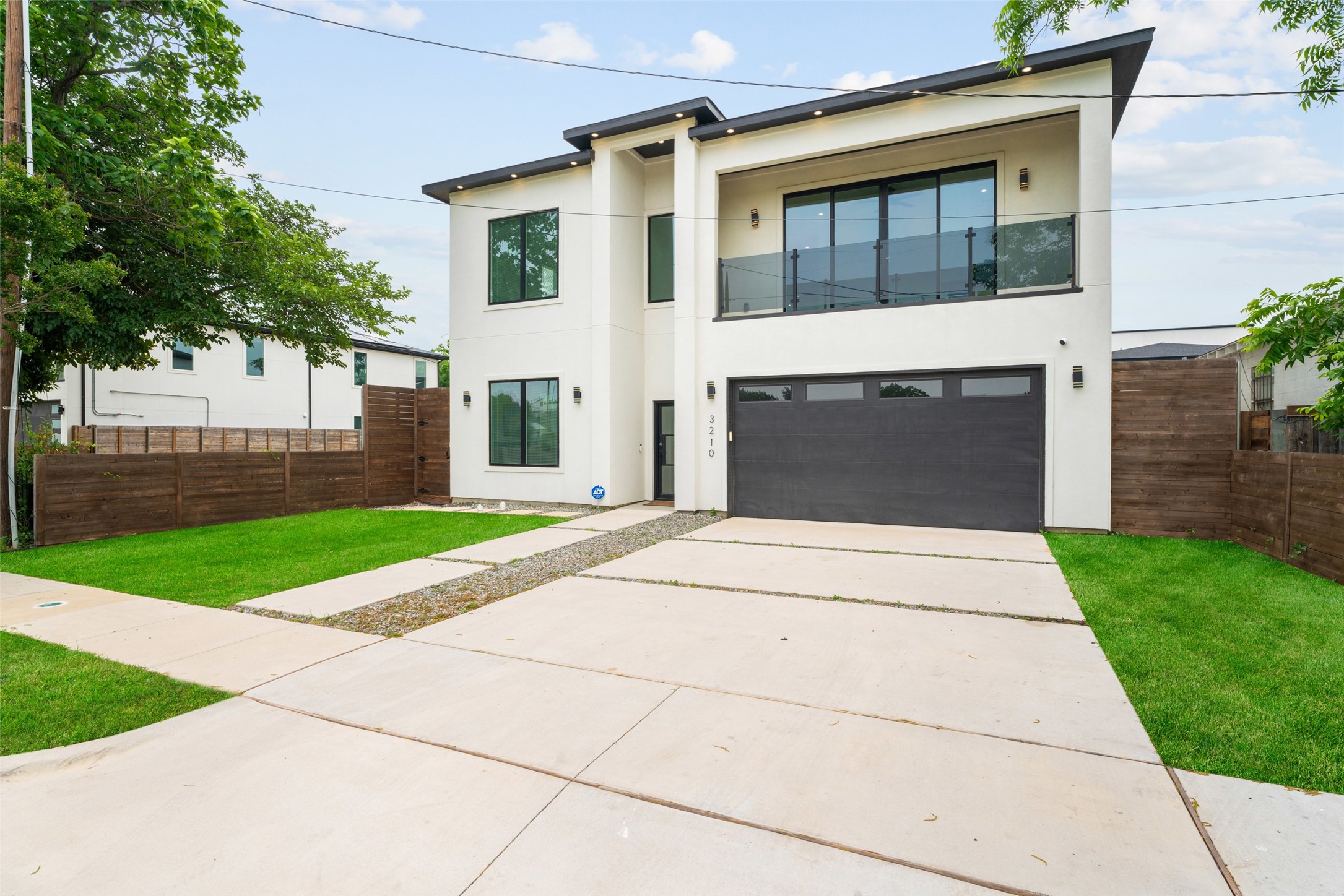 3210 Herbert Street Dallas TX 75212