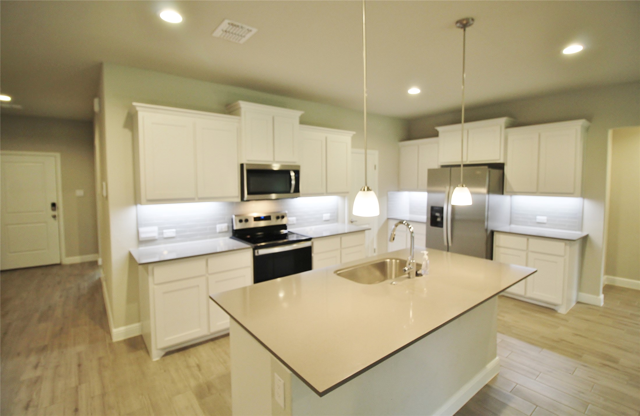 1449 Bennett Drive Burleson TX 76028