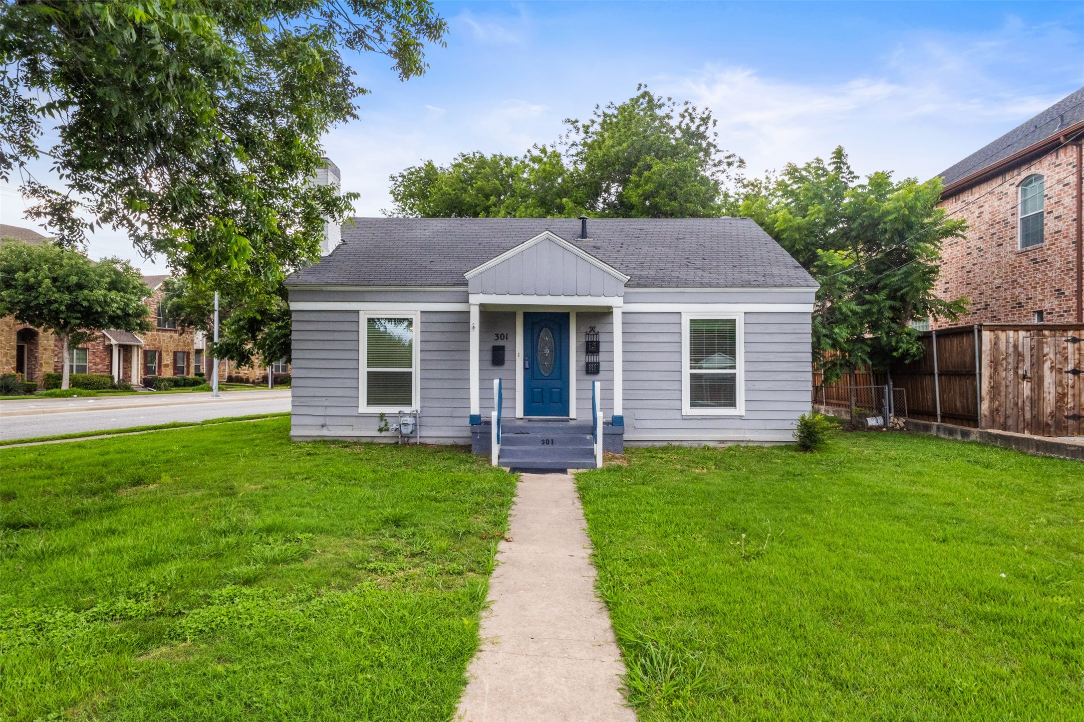 301 Maple Street Richardson TX 75081