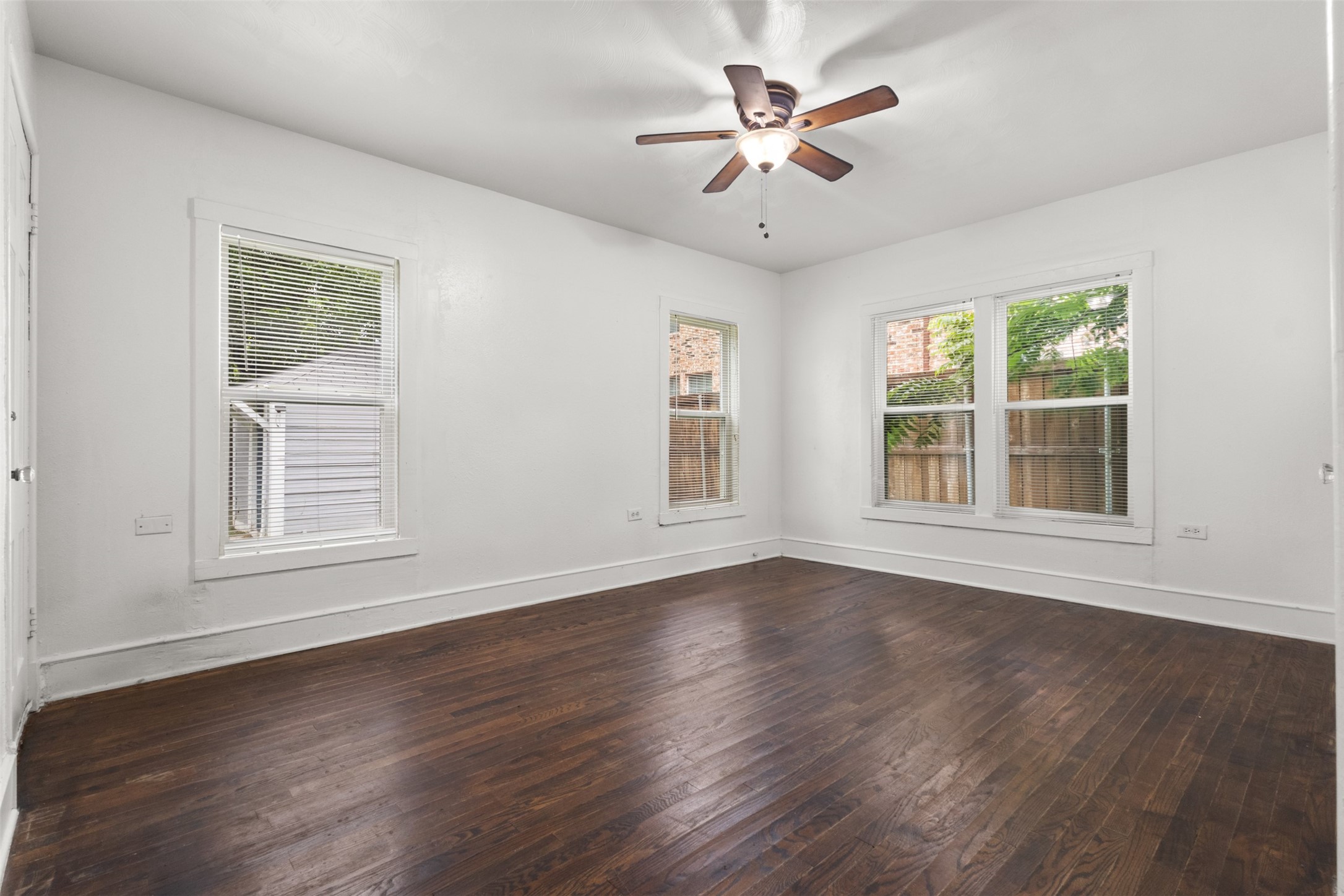301 Maple Street Richardson TX 75081