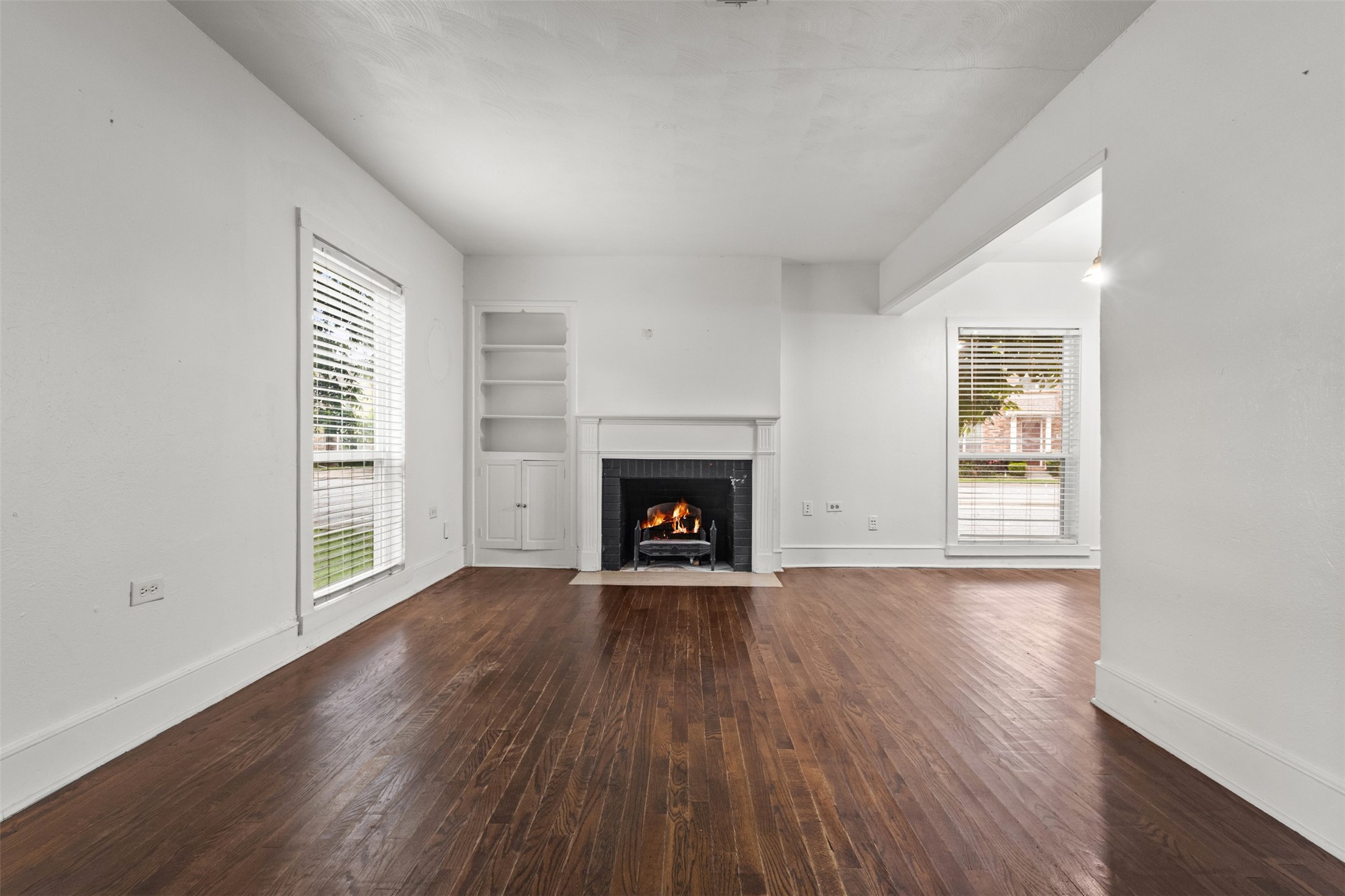 301 Maple Street Richardson TX 75081