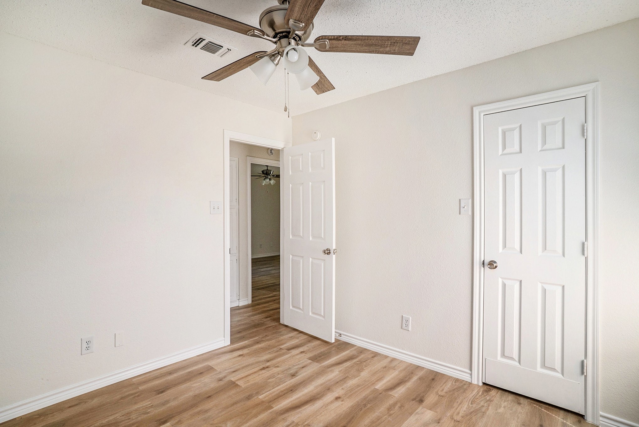 602 Mcanear Street Cleburne TX 76033