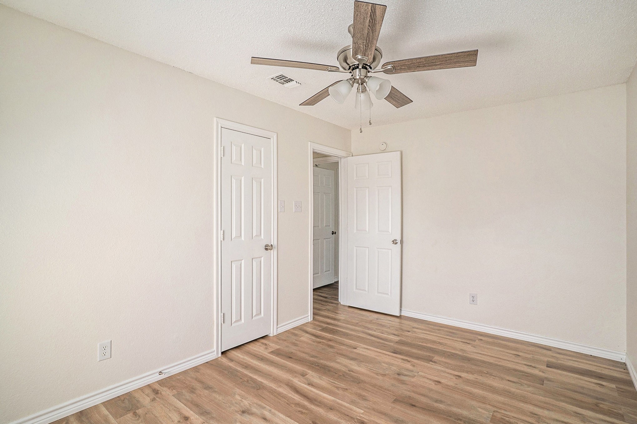 602 Mcanear Street Cleburne TX 76033